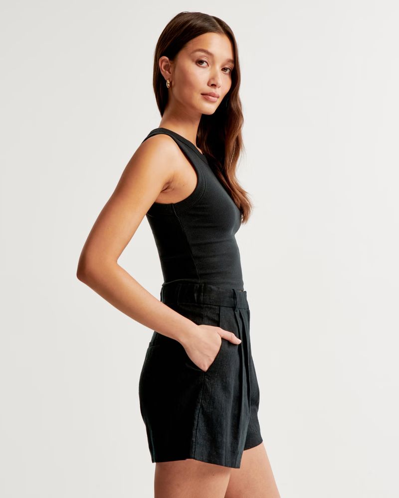 Women's A&F Sloane Tailored Linen-Blend Short | Women's | Abercrombie.com | Abercrombie & Fitch (US)