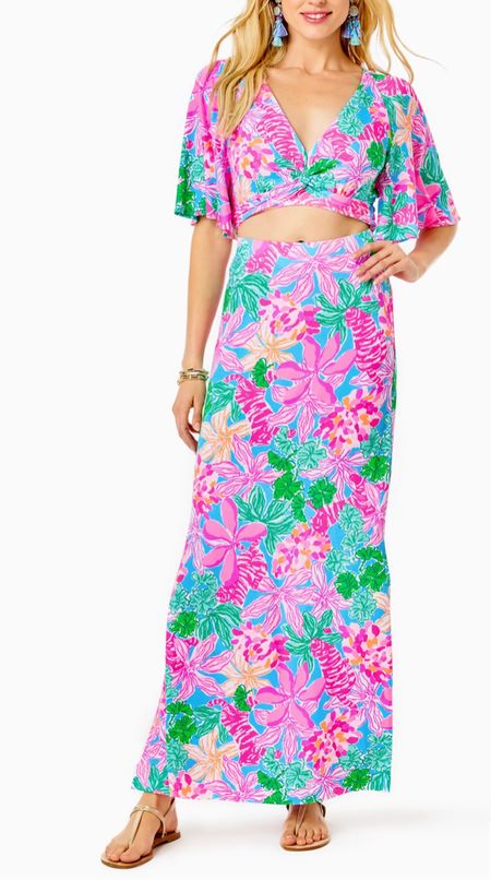 This two piece tropical dress is perfect for a Hawaii vacation outfit or a Florida vacation outfit!tropical

#LTKFind #LTKU