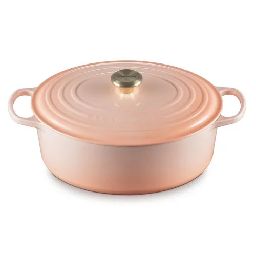 Le Creuset Signature Oval Dutch Oven, 8 qt. | Sur La Table