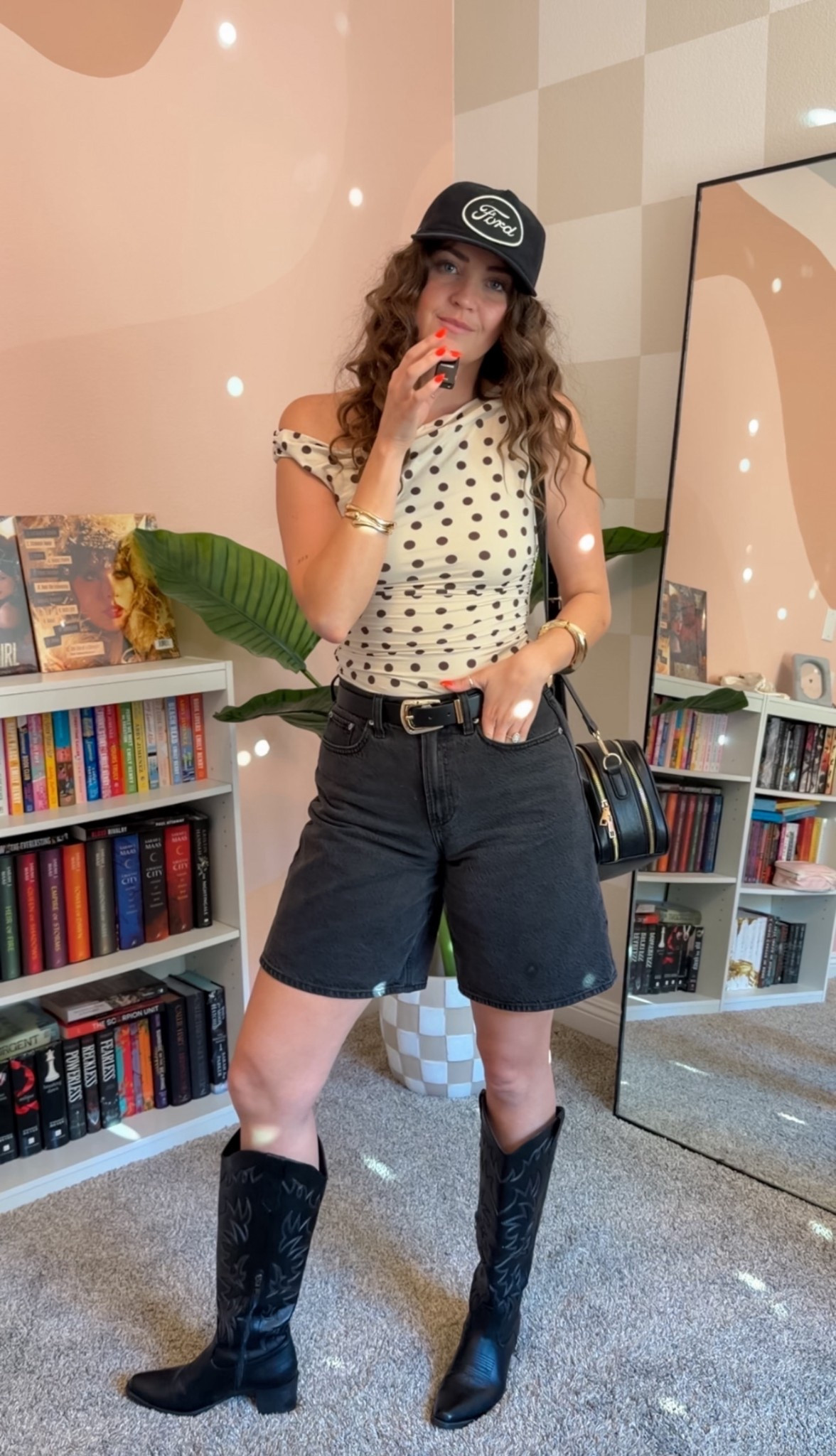 Wearing size small tops, 26 shorts 7 boots

#LTKmomlife #LTKTall #LTKootd