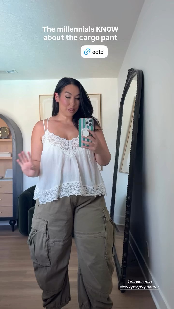 Girls how do we feel about the cargo pants?!  
-
ootd, outfit, outfit inspo, comfy outfit, easy outfit, casual date outfit, midsize fashion, summer outfit

#LTKootd #LTKSeasonal #LTKMidsize