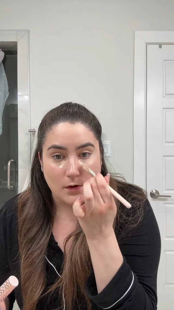 It had been a hot minute since I had done a GRWM video 😅 I had to share my concealer combo though since someone had asked 🤍 #tarteshapetape #rarebeauty #grwm #easymakeup 

#LTKmomlife #LTKdayinmylife #LTKgrwm