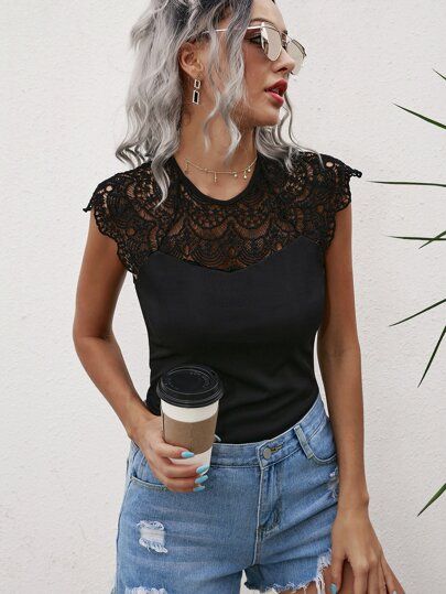 Solid Guipure Lace Panel Top | SHEIN