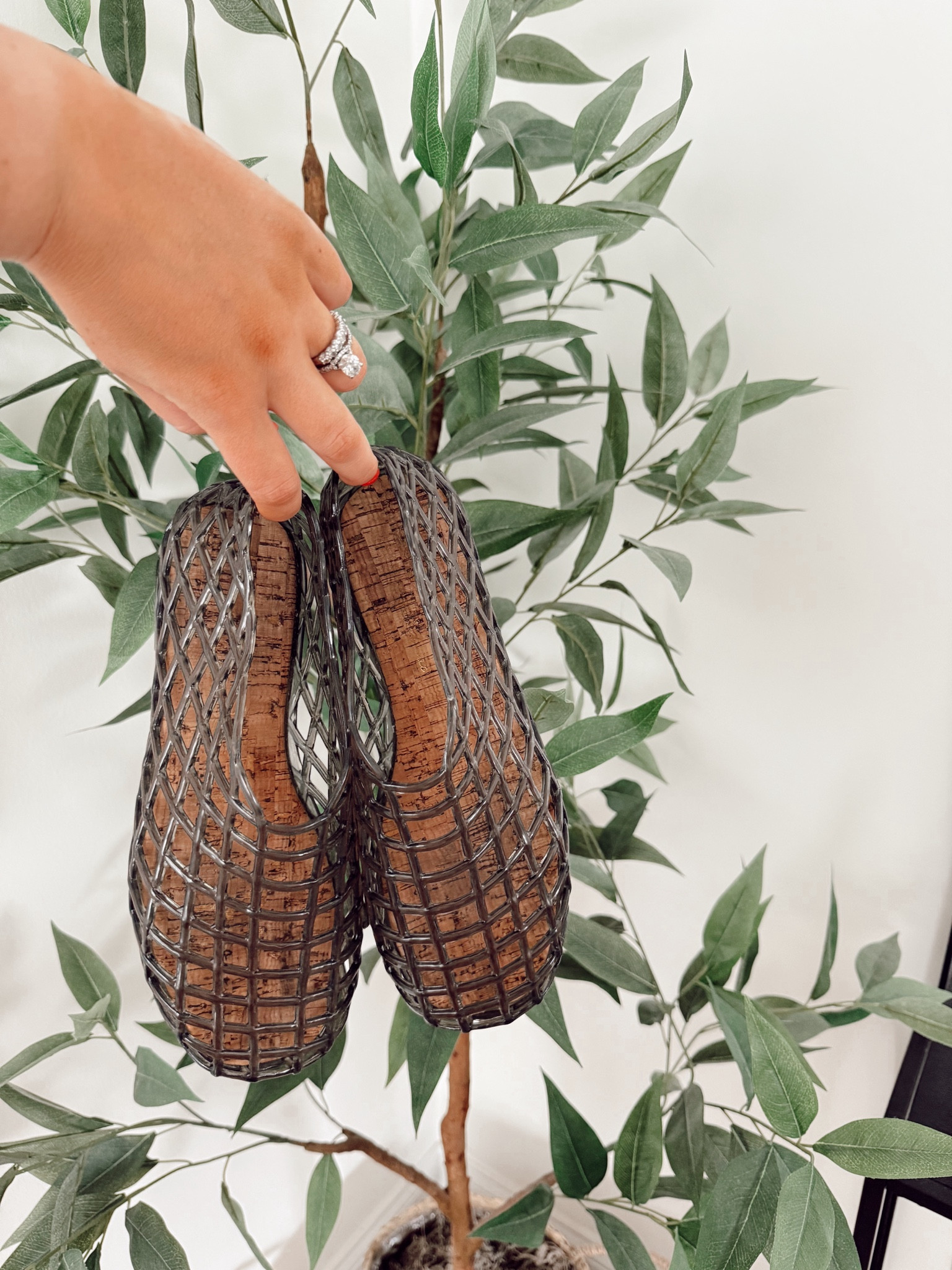 jelly shoe summer !!!! & on sale under $40

#LTKStyleTip #LTKSaleAlert #LTKShoeCrush