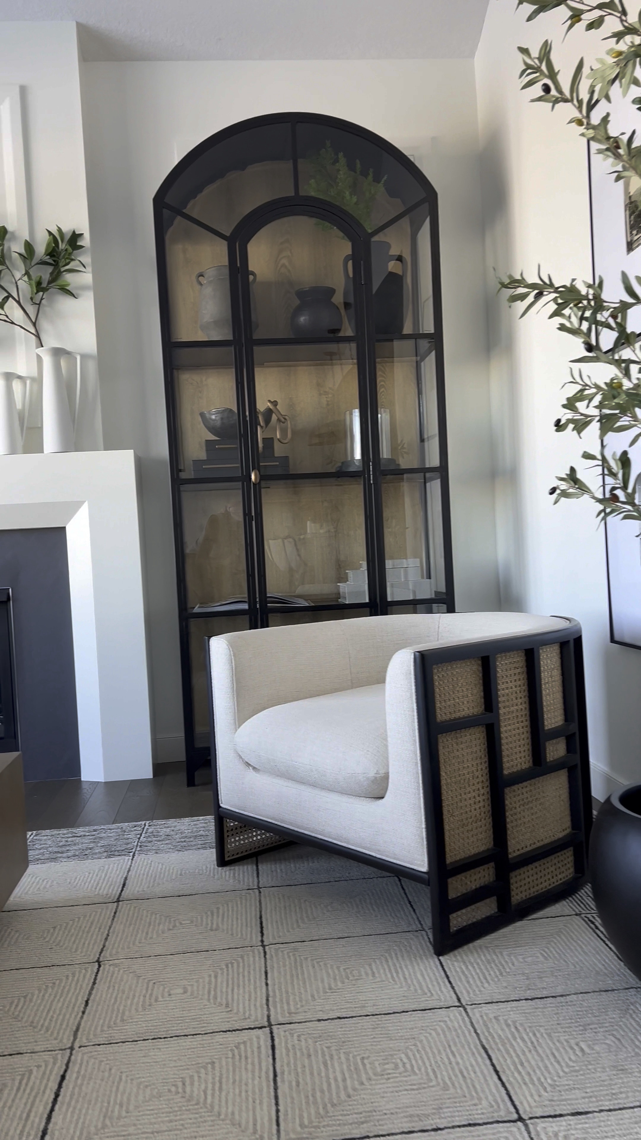 Hey friend 🤗
Loving these gorgeous finds to warm up your home.. Shop the looks below! 🫶🏽💕

#LTKhome #LTKsalealert #LTKstyletip