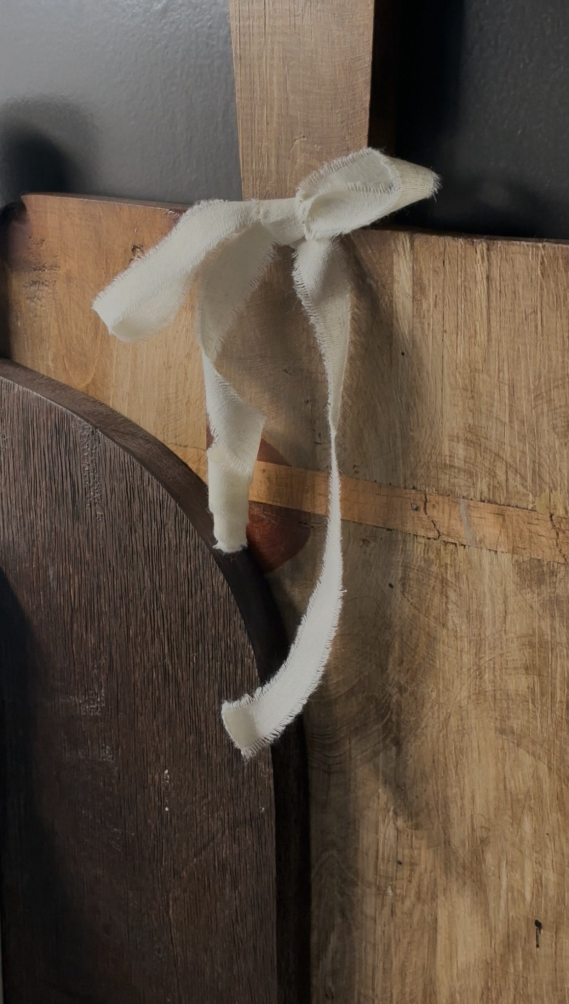 Decorate the whole house with mini bows — Amazon, $9 — the prettiest ivory ribbon. The simplest little details that make everything feel pulled together 🤎

mini bows, ivory ribbon, Christmas ribbon, holiday accents, neutral Christmas decor, simple holiday styling, affordable holiday decor, Amazon Christmas finds, classic Christmas style, LTK home, LTK holiday, LTK decor, LTK Christmas

#LTKHome #LTKSeasonal #LTKHoliday