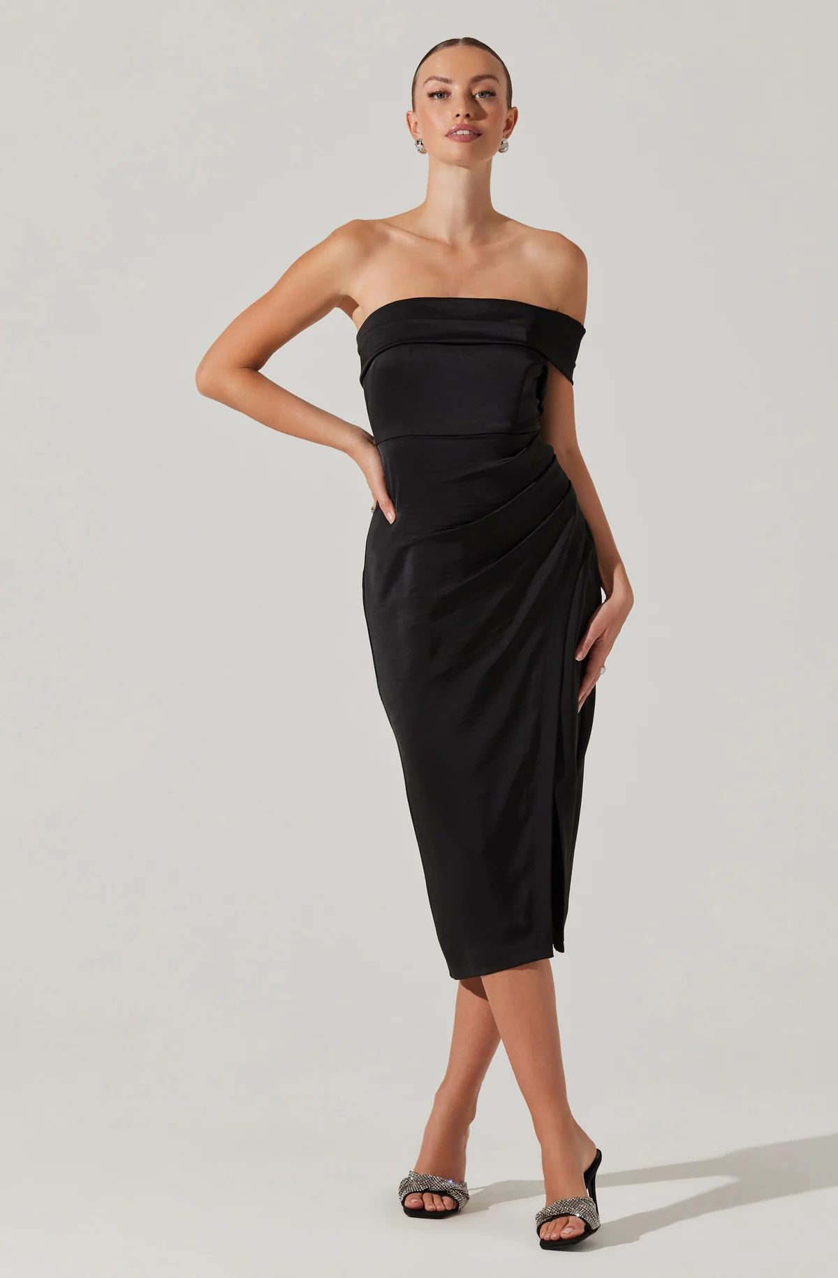 Gwyneria Off Shoulder Midi Dress | ASTR The Label (US)