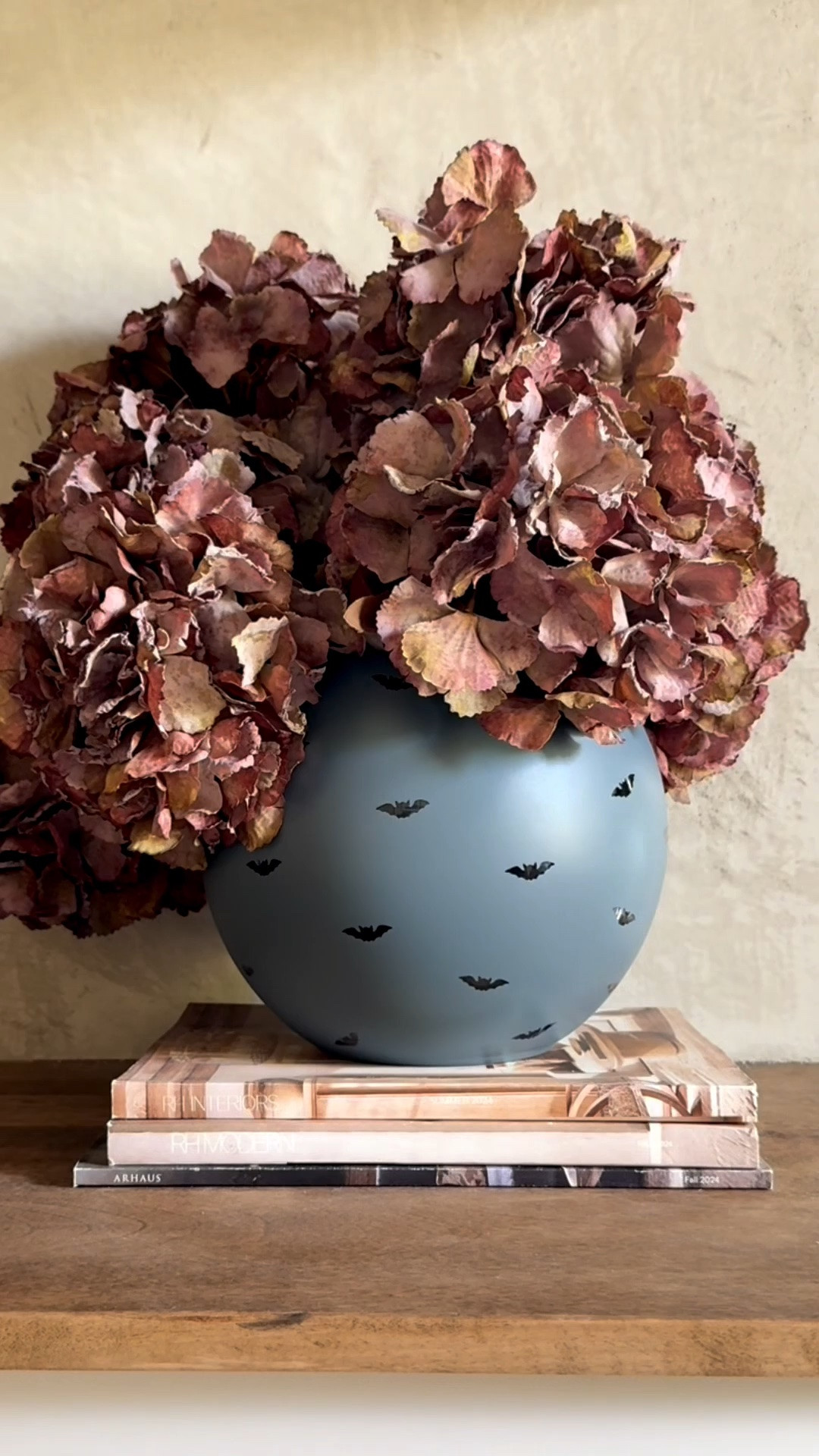 Make your own Halloween vase with bat stickers and spray paint!

#LTKSeasonal #LTKHome #LTKSaleAlert
