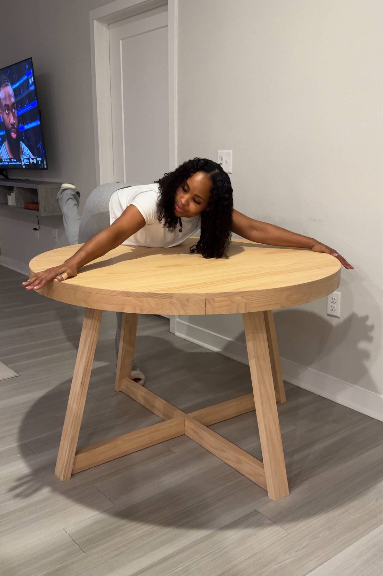  New Dining Table 🥹😍

#LTKHome #LTKFamily #LTKStyleTip