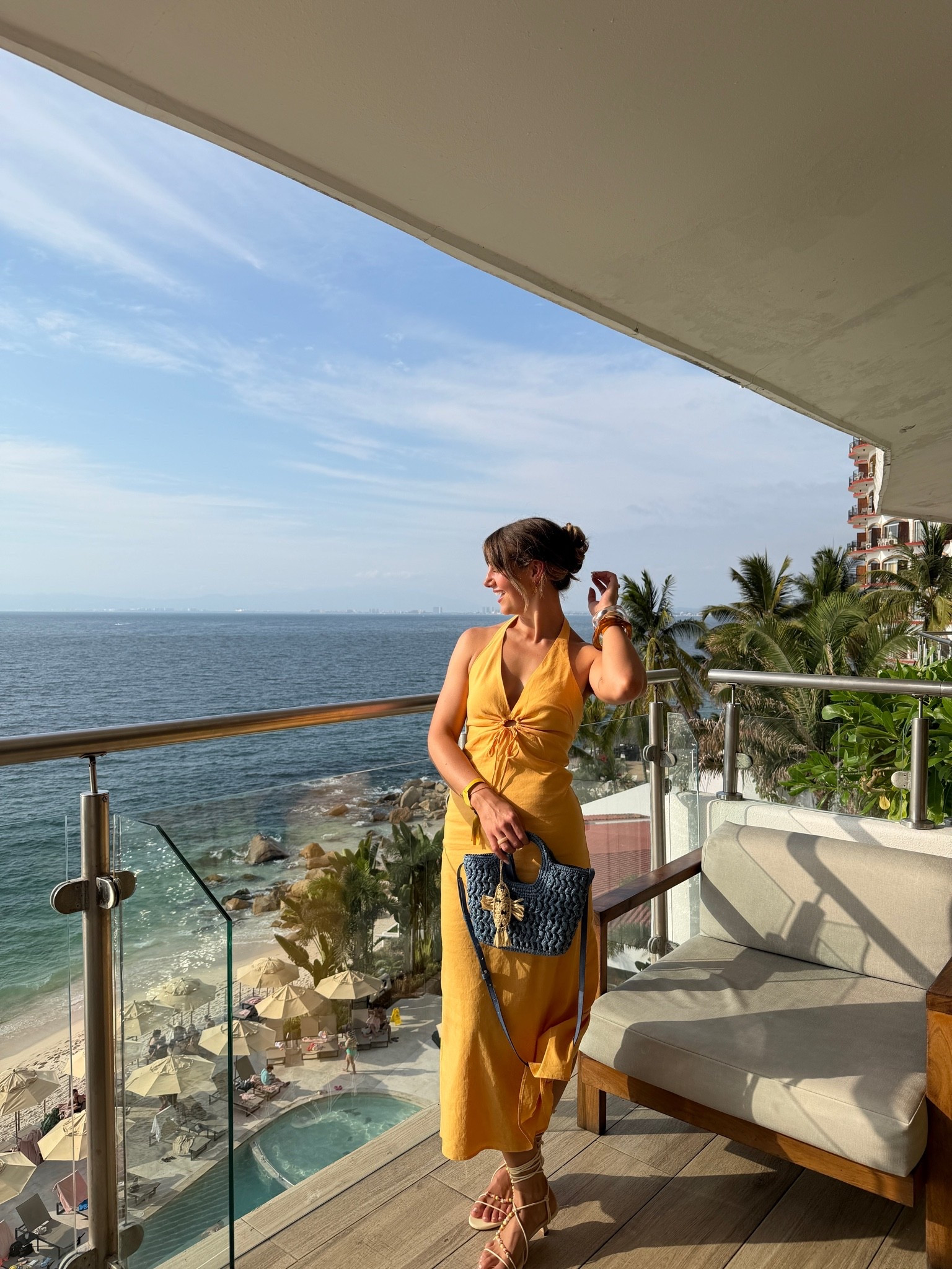 Wedding guest outfit in Mexico! 
This dress is very old from Zara 
Shoes are tts