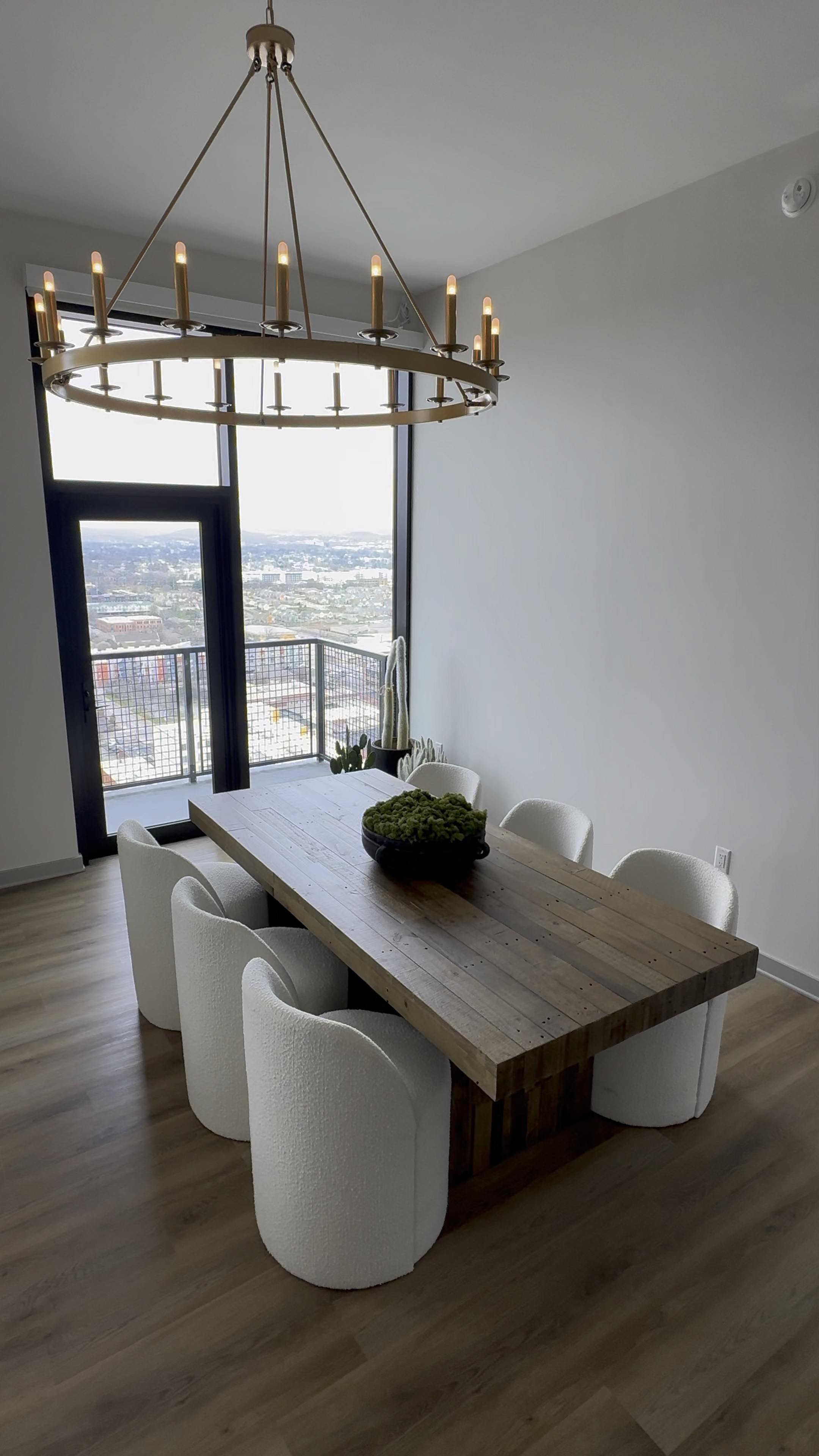 I get so many compliments on this beautiful RH inspired 18 light wagon wheel chandelier . And it’s on sale at Walmart ✨ don’t miss out on this gorgeous find!

#walmart #walmarthome #walmartfinds #rhinspired #rhhome

#LTKStyleTip #LTKHome #LTKSaleAlert