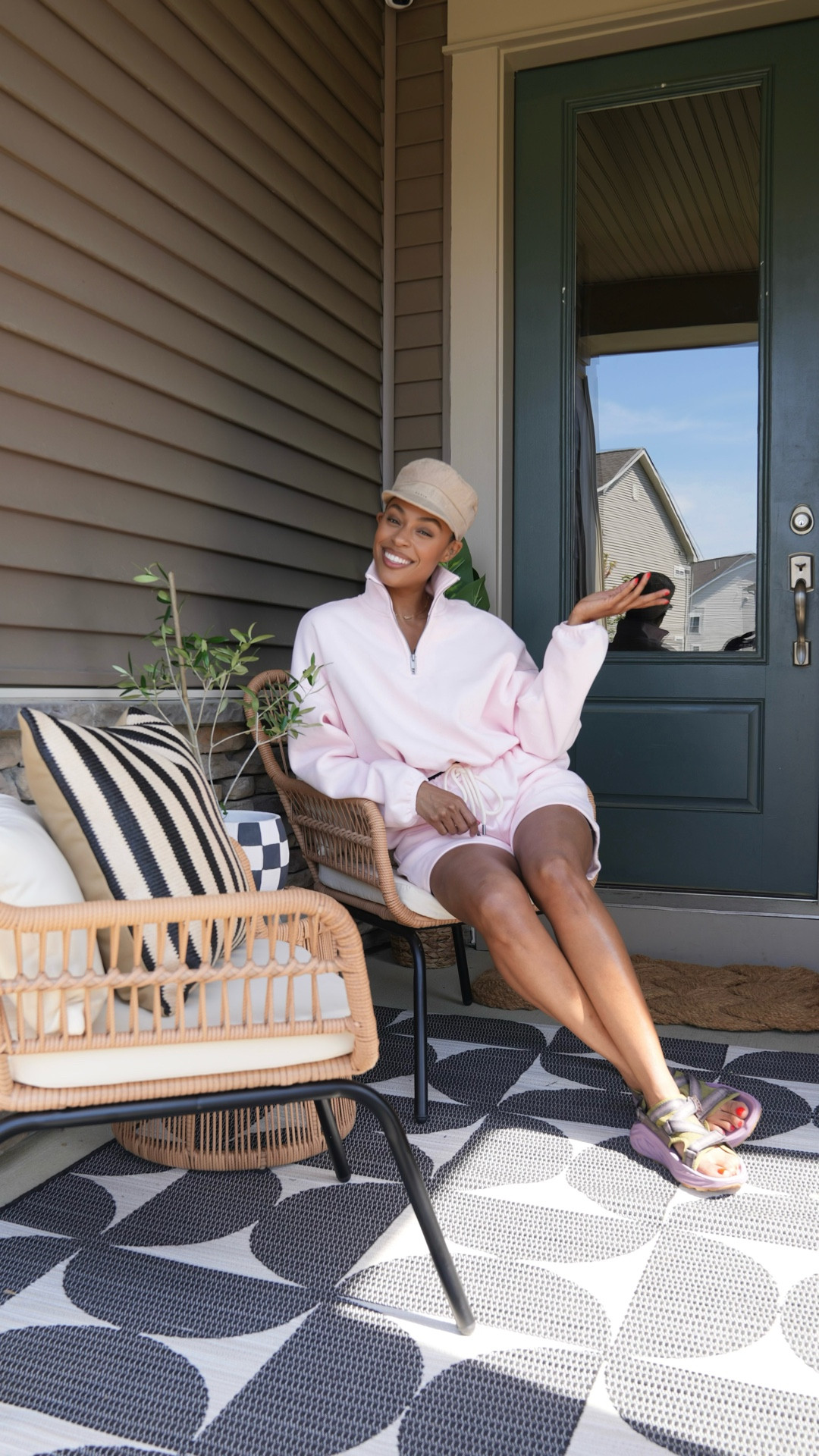 #AD Taking matters into my own hands! 

Elevated my dad’s patio space with some fabulous finds at @Wayfair This is the season to invest in your outdoor space and make it a destination you’ll never want to leave. 

#wayfair #wayfairpartner #outdoors  #wishyouwerehere 
