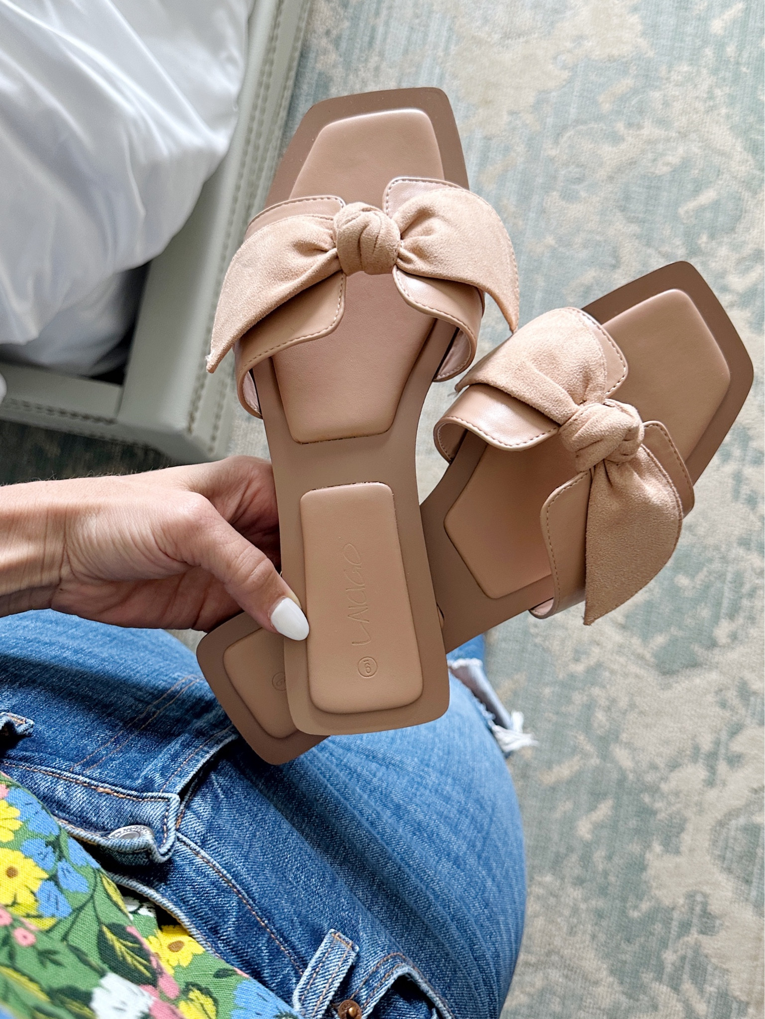 Love these amazon sandals with a bow! TTS, I’m between 8.5-9 and wearing 9.

#LTKunder50 #LTKshoecrush #LTKsalealert