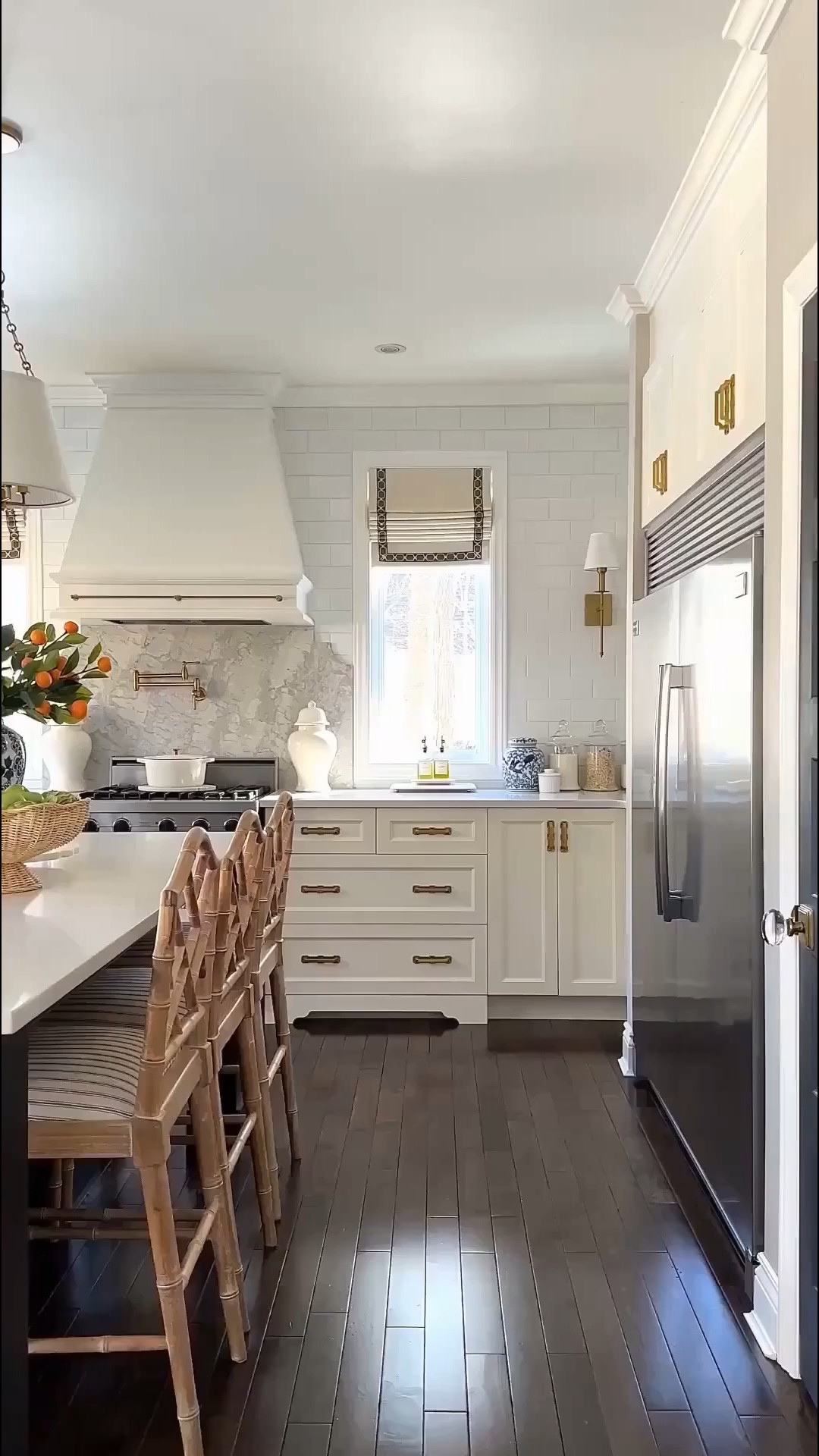 Gorgeous spring kitchen decorating from last year! 

Tangerine branches, faux apples, artichokes, pears, blue and white chinoiserie, rattan footed bowl, spring decor, spring finds, coastal home, chic home, chic decor, coastal home

#LTKSeasonal #LTKHome