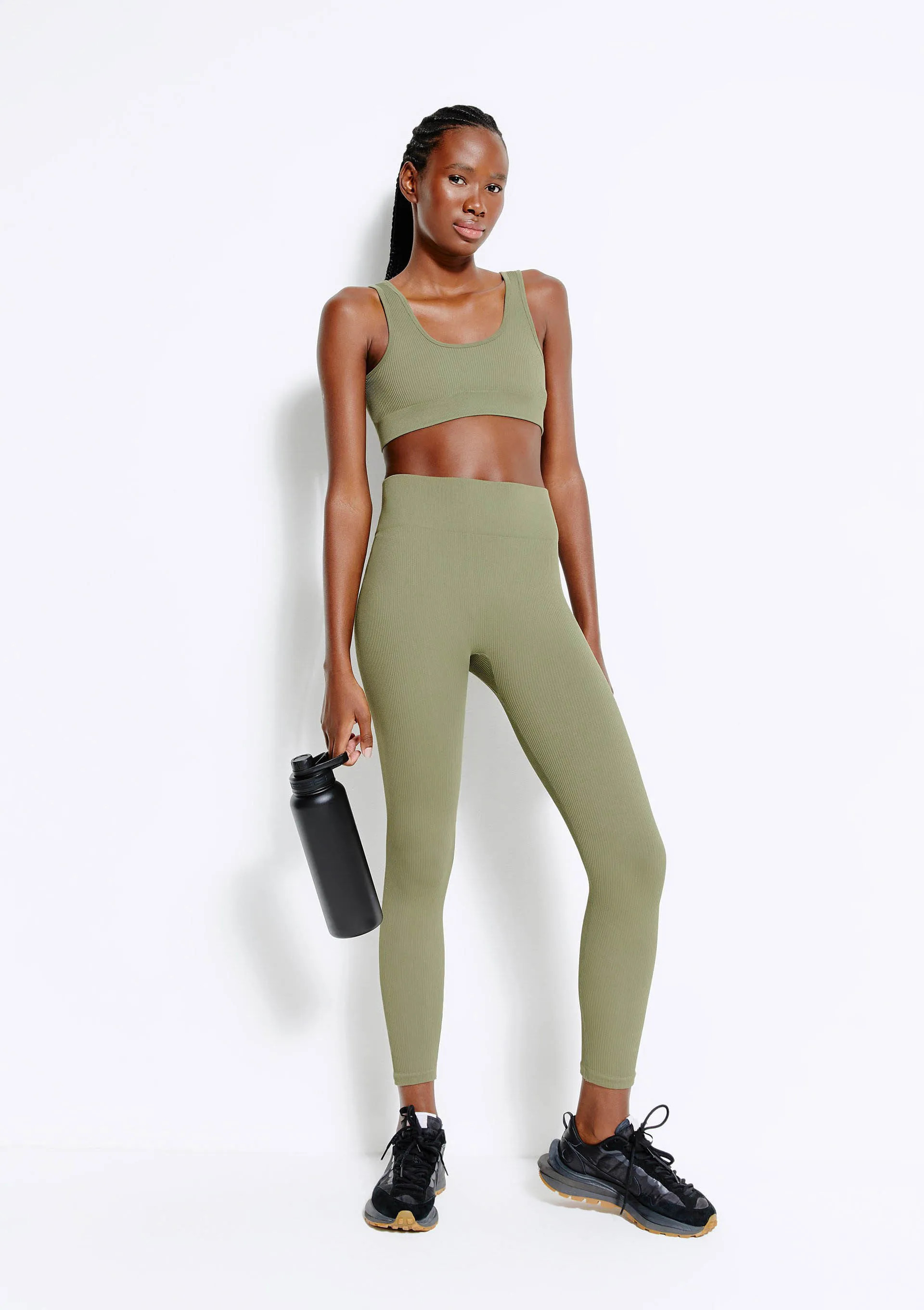 Calça Legging Esportiva Feminina Sem Costura | OffPremium (BR)