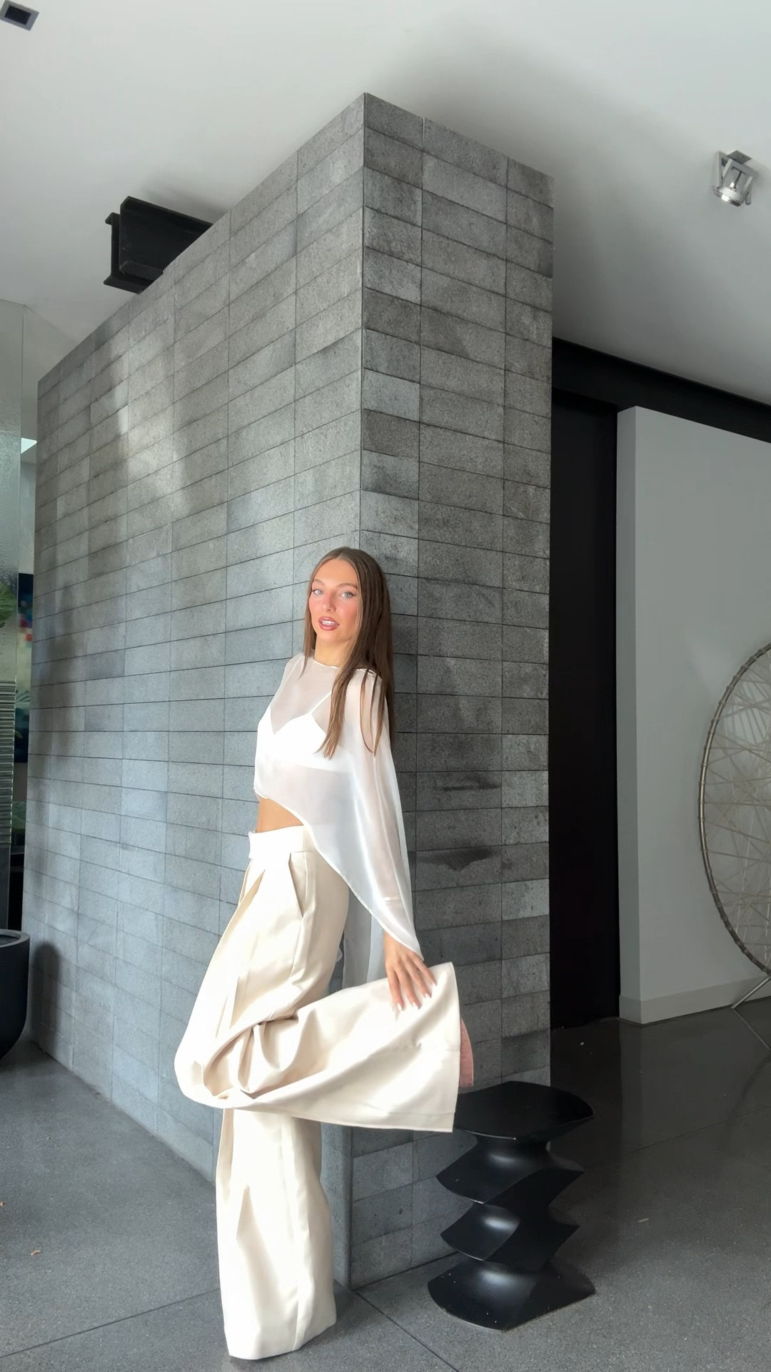 Whole fit from Meshki ⭐️🍸