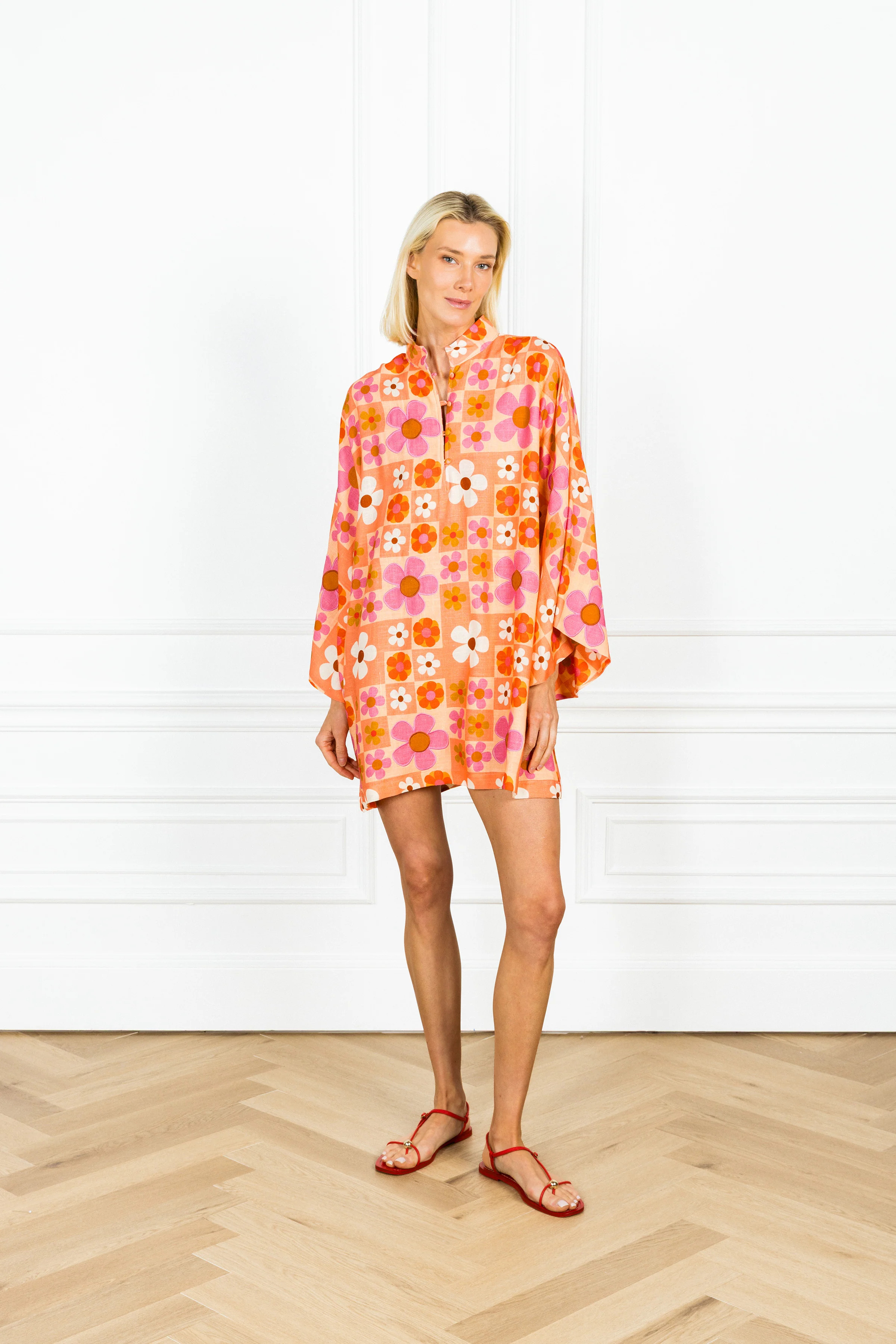 Coral Daisy Grid Mini Caftan | La Vie Style House