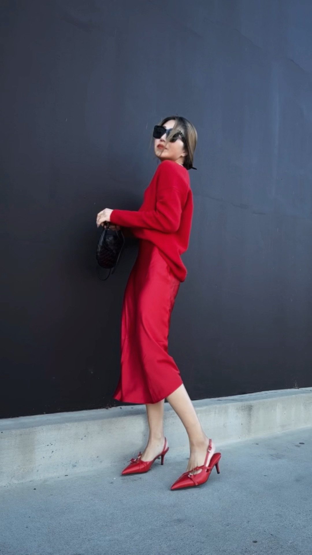 Valentine’s date look idea, all red. #valentinesday #valentine #styletips #allred

#LTKMostLoved #LTKstyletip #LTKover40