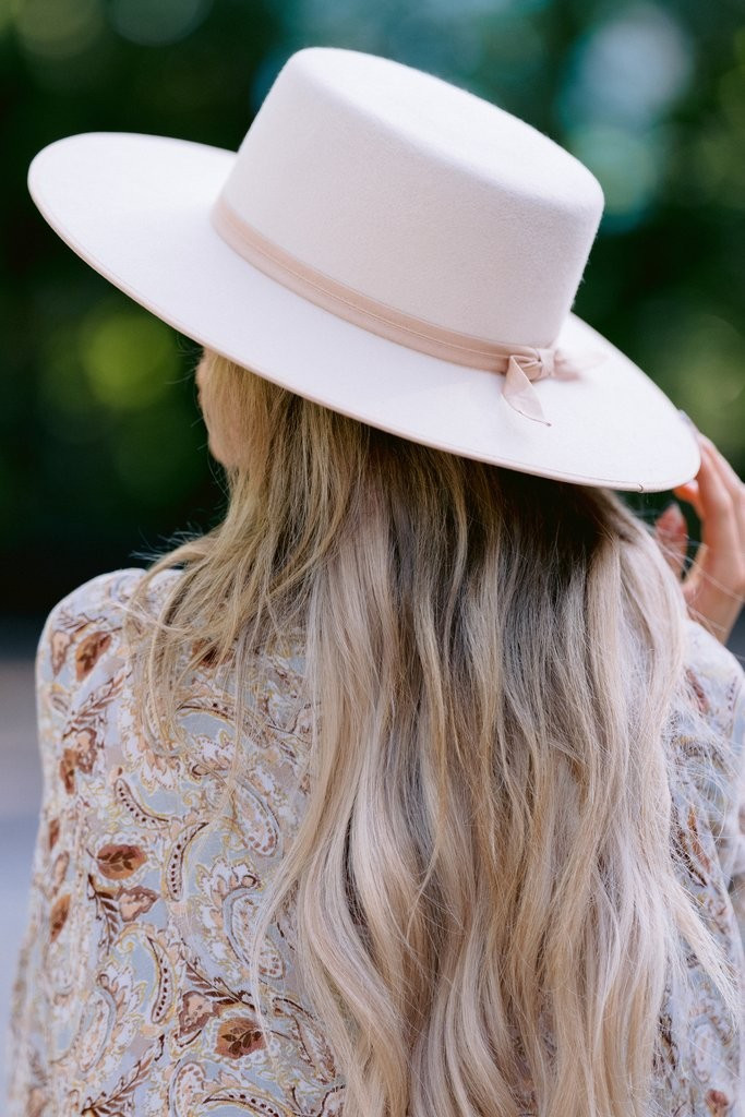 Ivory Rancher Boater Hat | Red Dress 