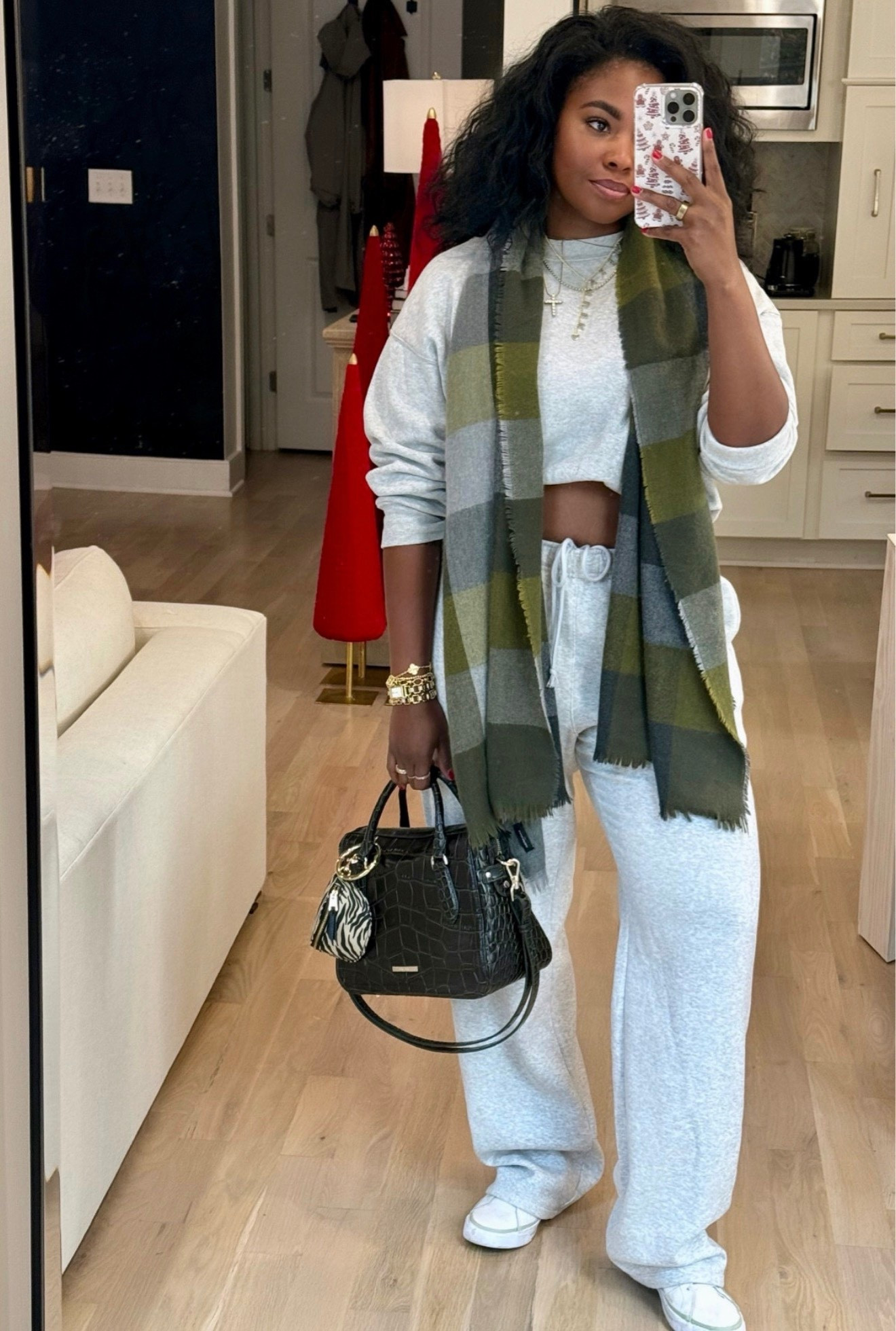 Road trip OOTD
top: S
bottom: L


#LTKFindsUnder100 #LTKMidsize #LTKItBag