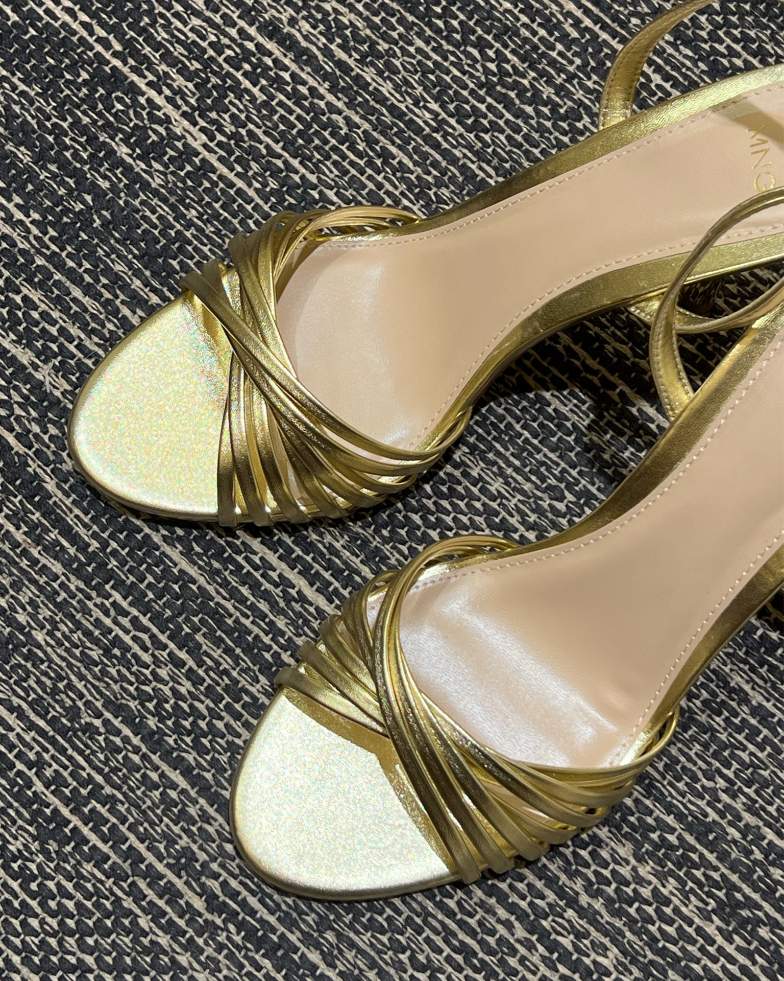 Golden ✨



#LTKeurope #LTKbaby #LTKFind