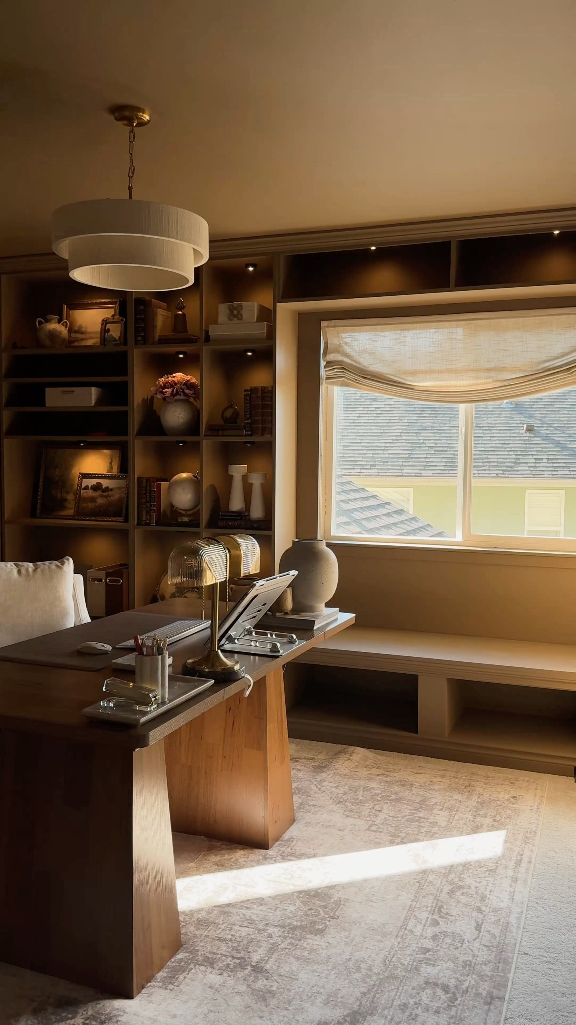Neutral Window Treatments for a Moody Office 🤎 These Relaxed Roman Shades are the Jawara in Oatmeal from TwoPages Curtains — a Linen Blend fabric with a soft, natural drape.
Perfect if you’re looking for Custom Roman Shades, Linen Window Treatments, or a more relaxed, organic look ✨ 

#Twopagescurtains #twopages #Romanshades #costumshades #homeinspo #homedecor #organicmodern #moodyaesthetic #interiordesign #brown

#LTKHome