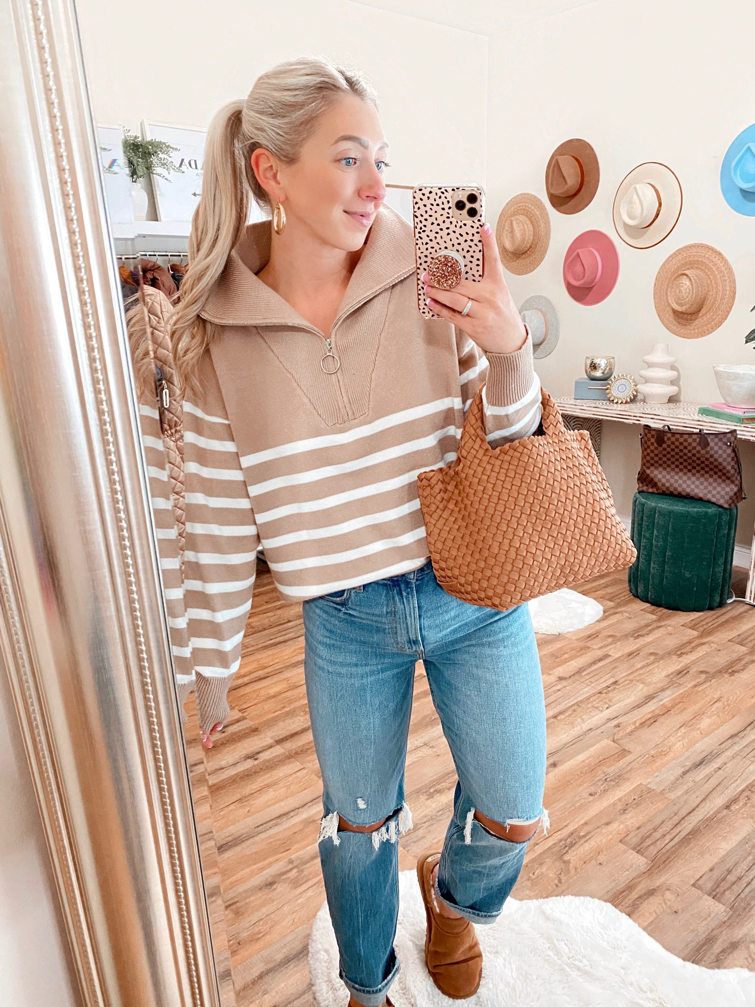 Naghedi Mini Tote in Cocoa IN STOCK! These make the best Christmas Gift!

Gifts for her, Christmas gift, Naghedi, tote bag 

#LTKHoliday #LTKGiftGuide #LTKitbag