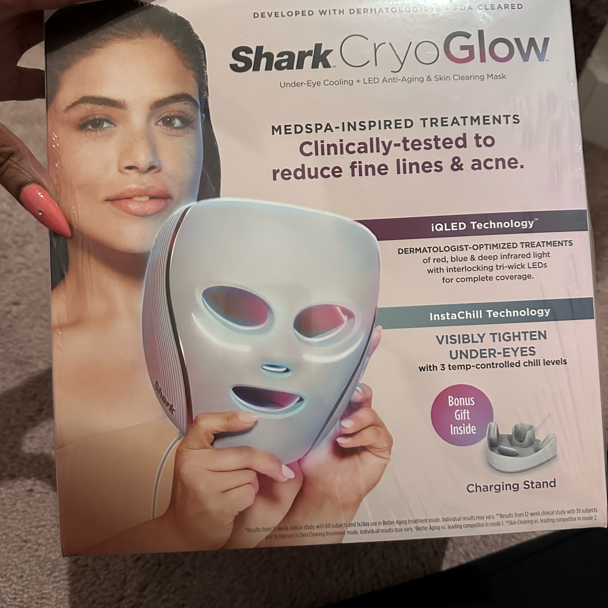 Give Mom the glow she deserves this Mother’s Day ✨💖
The Shark CryoGlow mask brings medspa-level treatments right at home—helping with fine lines, acne, and those under-eye bags we’re all trying to erase 👀

Because self-care isn’t a luxury… it’s a necessity 💆🏽‍♀️

#MothersDayGift #SelfCareEssentials #BeautyTech #GlowUpSeason #LTKBeauty

#LTKMothersDay #LTKmomlife #LTKBeauty