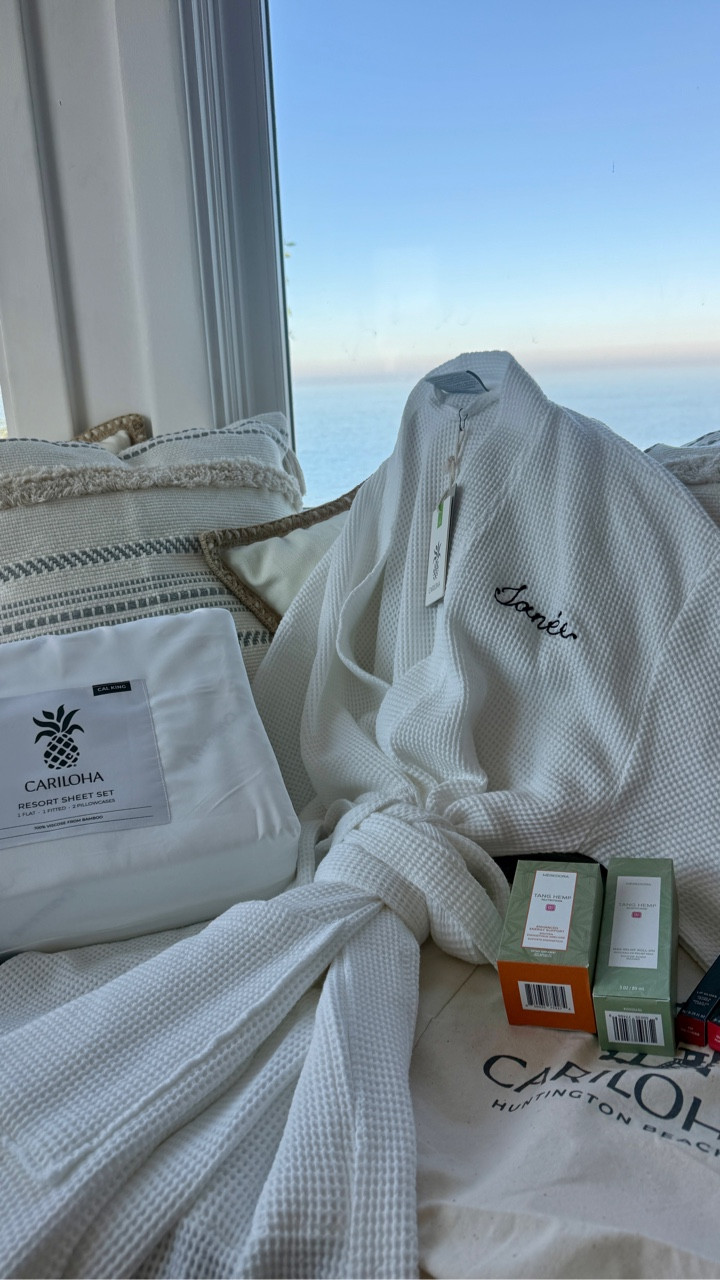 @cariloha use my code “janee40” for 40% off!!!

#bamboosheets #resortquality #hotelsheets #hotelrobe #sparobe 

#LTKselfcare #LTKHome #LTKmorningroutine