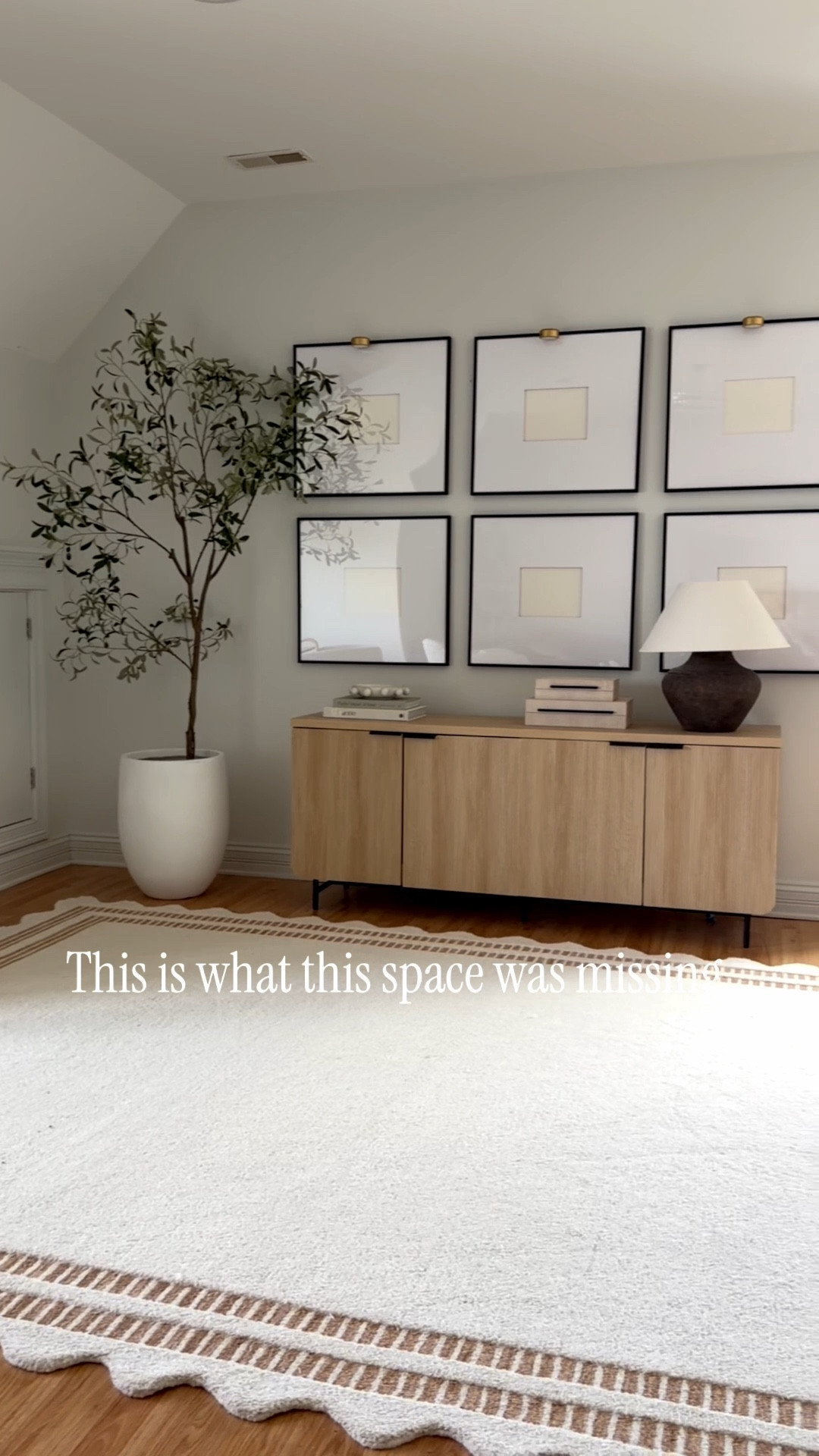 didn’t change much… but it changed everything 🤍
Creating a small seating moment made this space feel so much more intentional.


#LTKHome