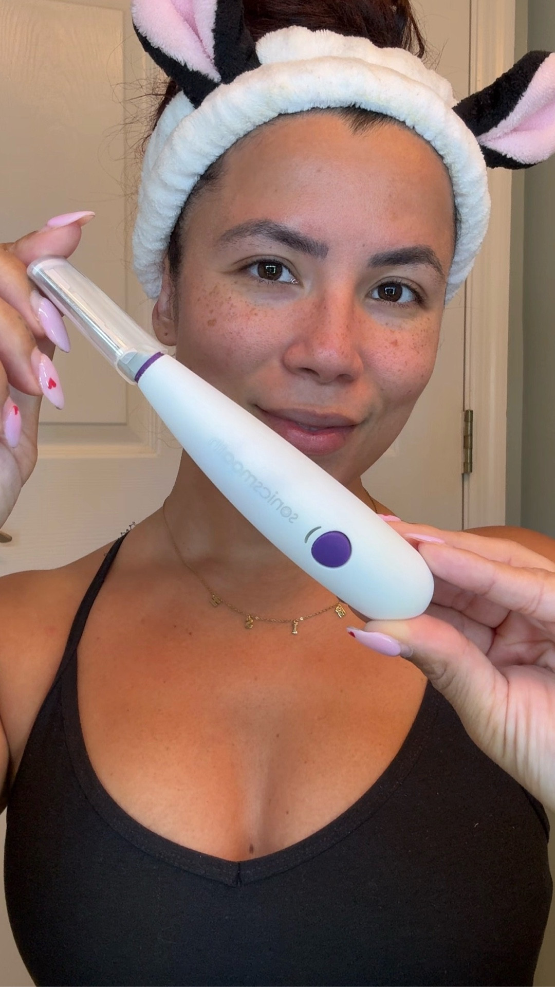 Dermaplaning day is one of those little skincare routines that makes a big difference! My skin always feels sooo smooth after and my makeup always goes on better. Does anyone else love the glow after dermaplaning? 
@michaeltoddbeauty check out their 40% off sale!
#dermaplaning #athomedermaplanning #skincareroutines #skinprepformakeup #skinprep #sale #salefinds #beautytools #facialtools

#LTKBeauty #LTKSaleAlert #LTKselfcare