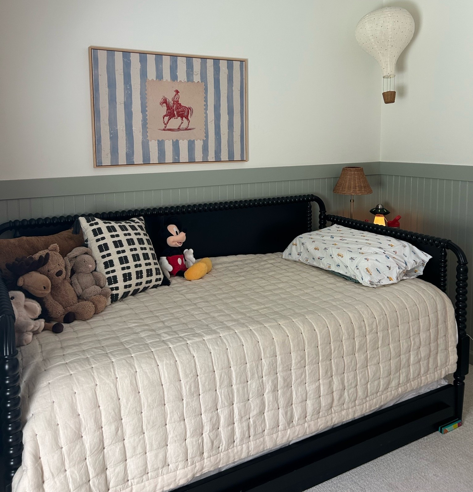 Quilt for toddler bed

#LTKHome #LTKKids #LTKmomlife