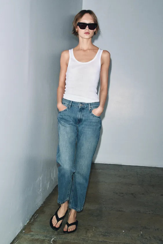 MID-WAIST - SLIM LEGZARA WOMAN COLLECTION Mid-waist jeans with belt loops. Five pockets. Faded ef... | Zara UK