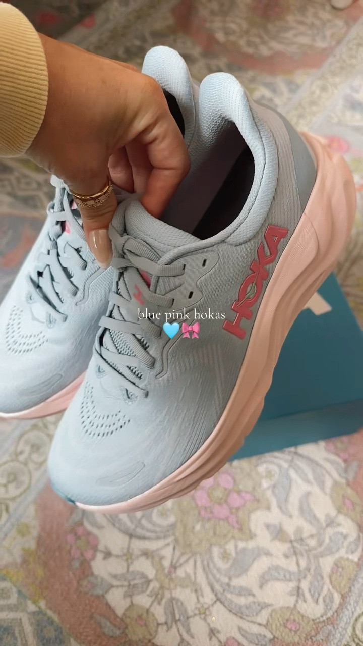 The cutest color combo @HOKA has obsessed!!!

#girly #hoka #Running #shoes #pink

#LTKOver40 #LTKfitnessgoals #LTKootd
