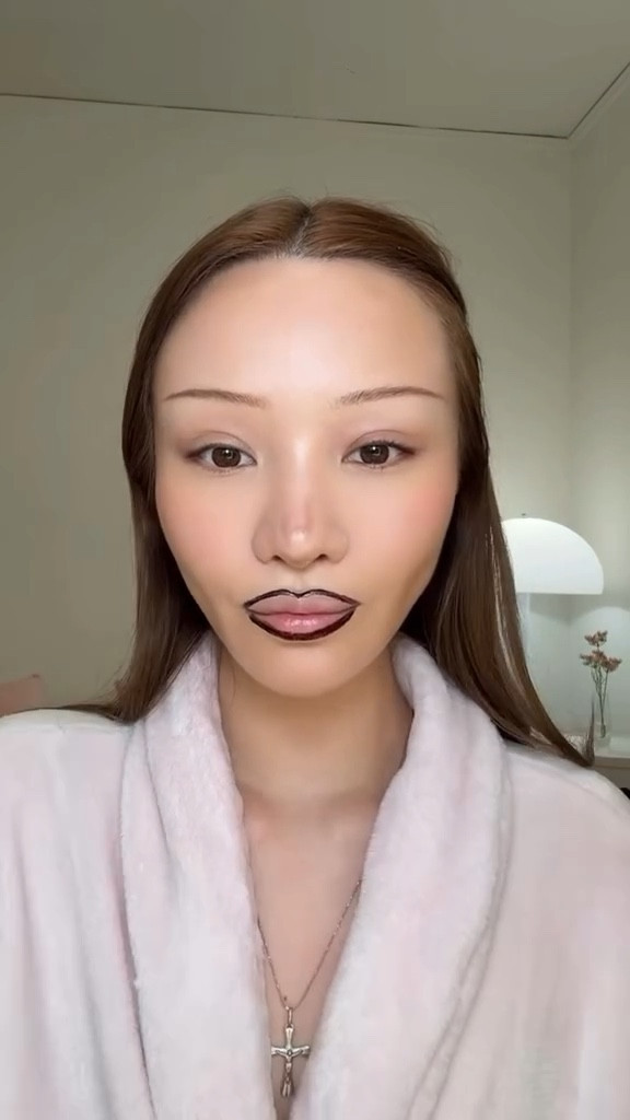 wearing @sacheubeauty cheek stay-n in i’m cute + lip liner in p-inked and lip elixir in bunny tongue 💗

#LTKBeauty #LTKFindsUnder50 #LTKWatchNow