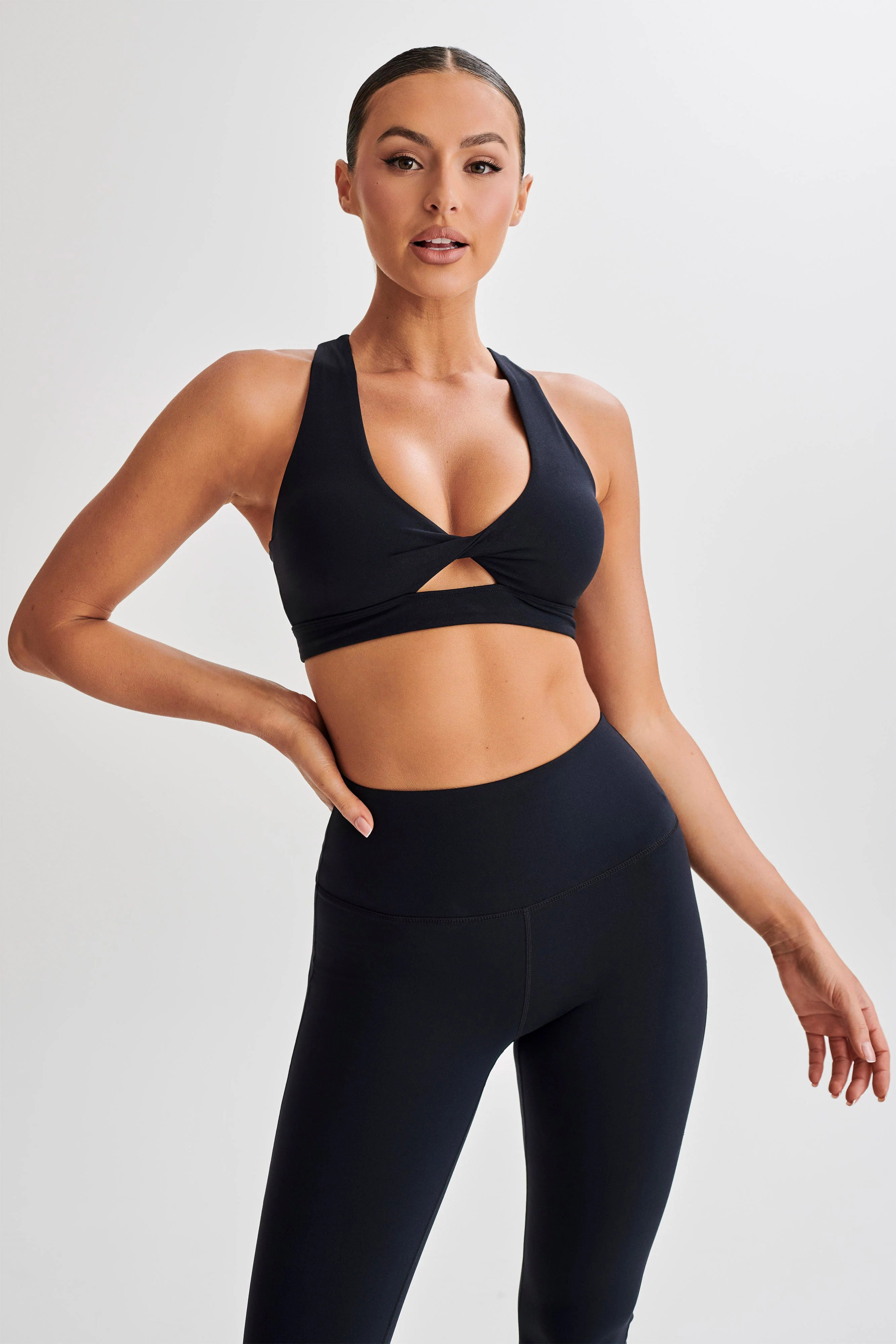 Jackie Twist Crop Top - Black | MESHKI US