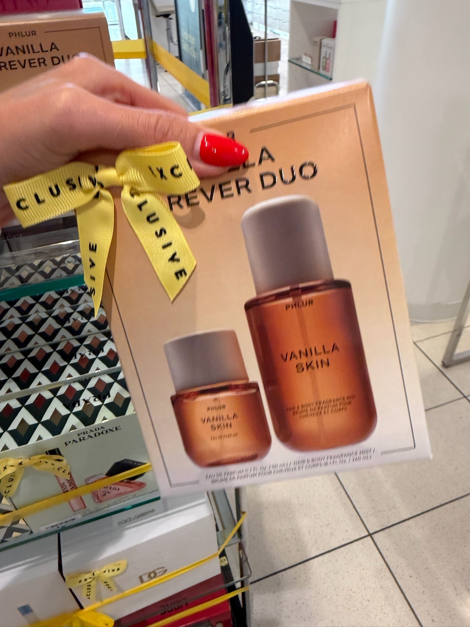 Nordstrom Anniversary Sale, nsale, Phlur set, beauty gifts on sale.