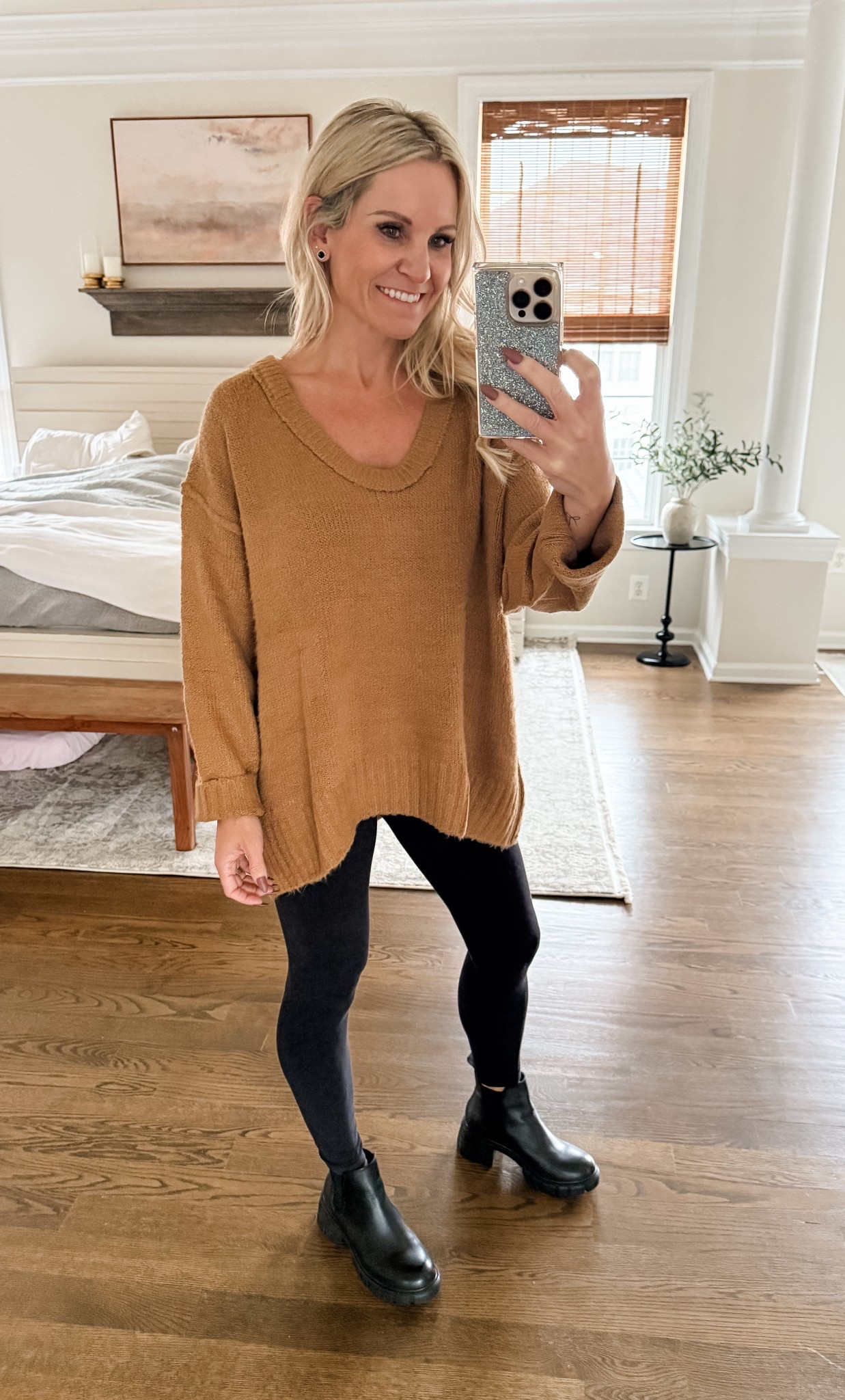 Love an oversized sweater! 

#LTKmomlife #LTKPetite #LTKHoliday