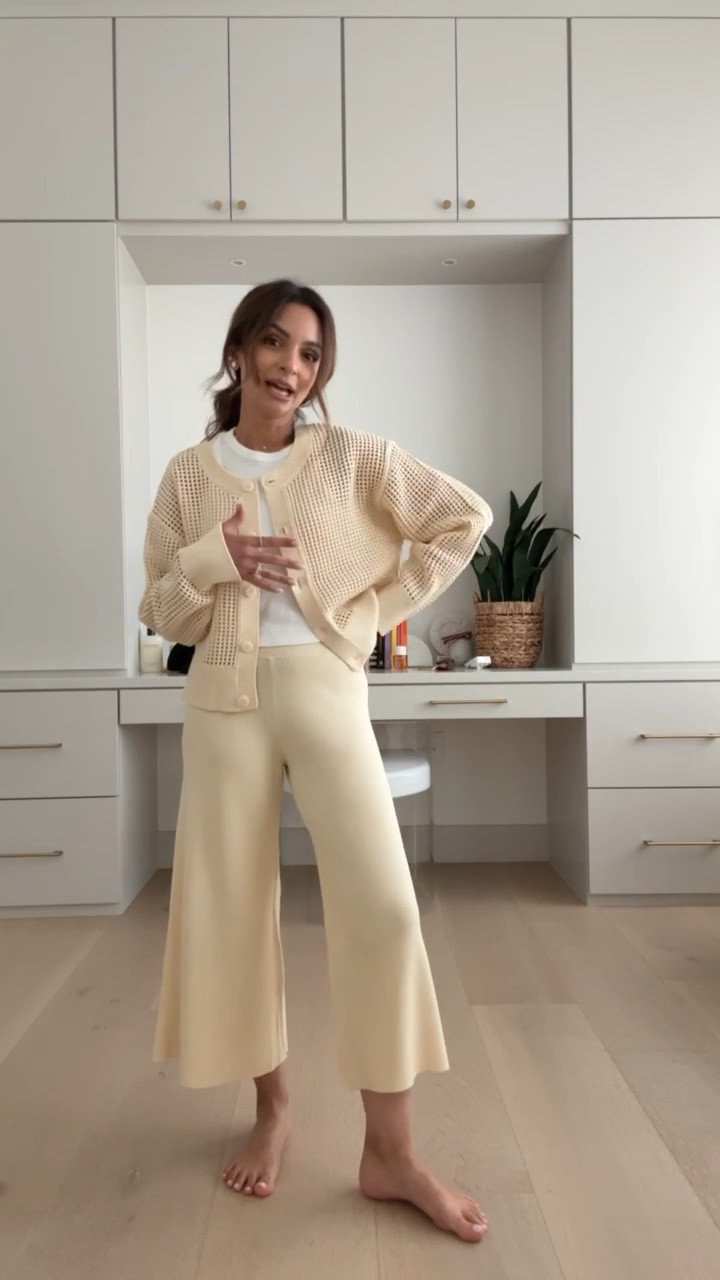 @Splendid X Cella Jane Blog just launched the cutest collection for spring! This muted butter yellow set is the cutest look for warmer weather. Petite friendly 🤍trends

#LTKspring #LTKootd #LTKspringtrends