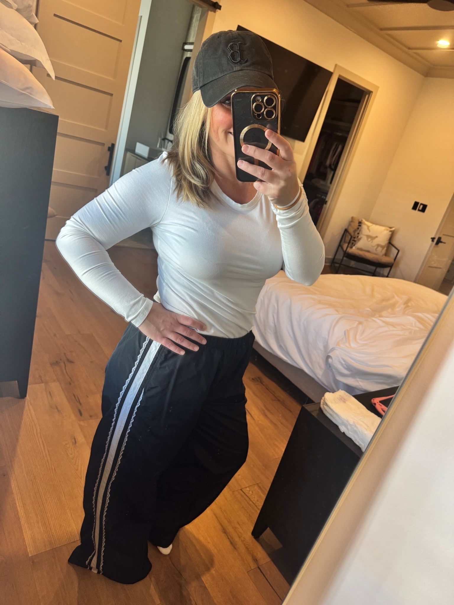 Lace trim pants WITH pockets … count me in 

#LTKootd #LTKmomlife #LTKdayinmylife