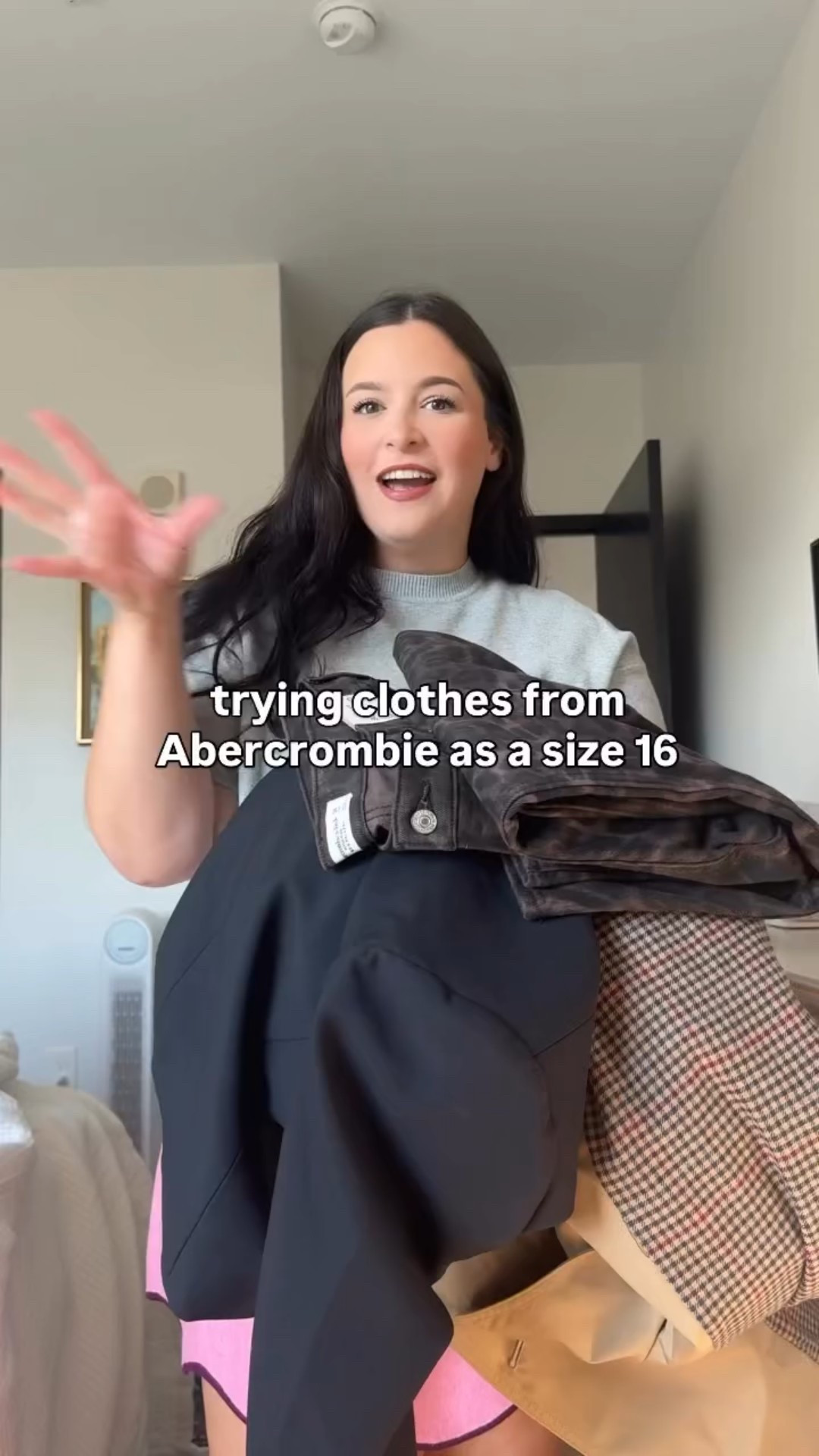 the trench is everything to me @abercrombie #abercombie #tryonhaul #abercrombieandfitch