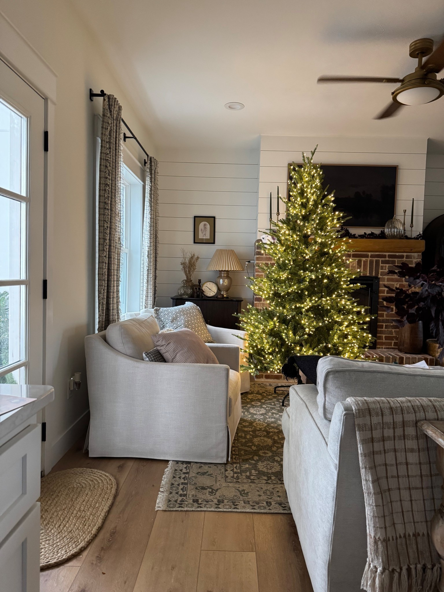 The most beautiful twinkling tree 🌲 
This is the 7.5’ full with 9’ ceilings  

#LTKHome #LTKHoliday