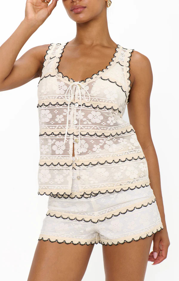 Take It Easy Shorts ~ French Vanilla Lace | Show Me Your Mumu