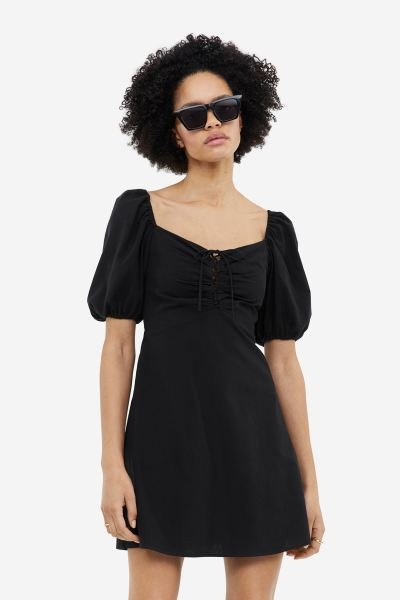 Puff-sleeved lacing-detail dress | H&M (UK, MY, IN, SG, PH, TW, HK)