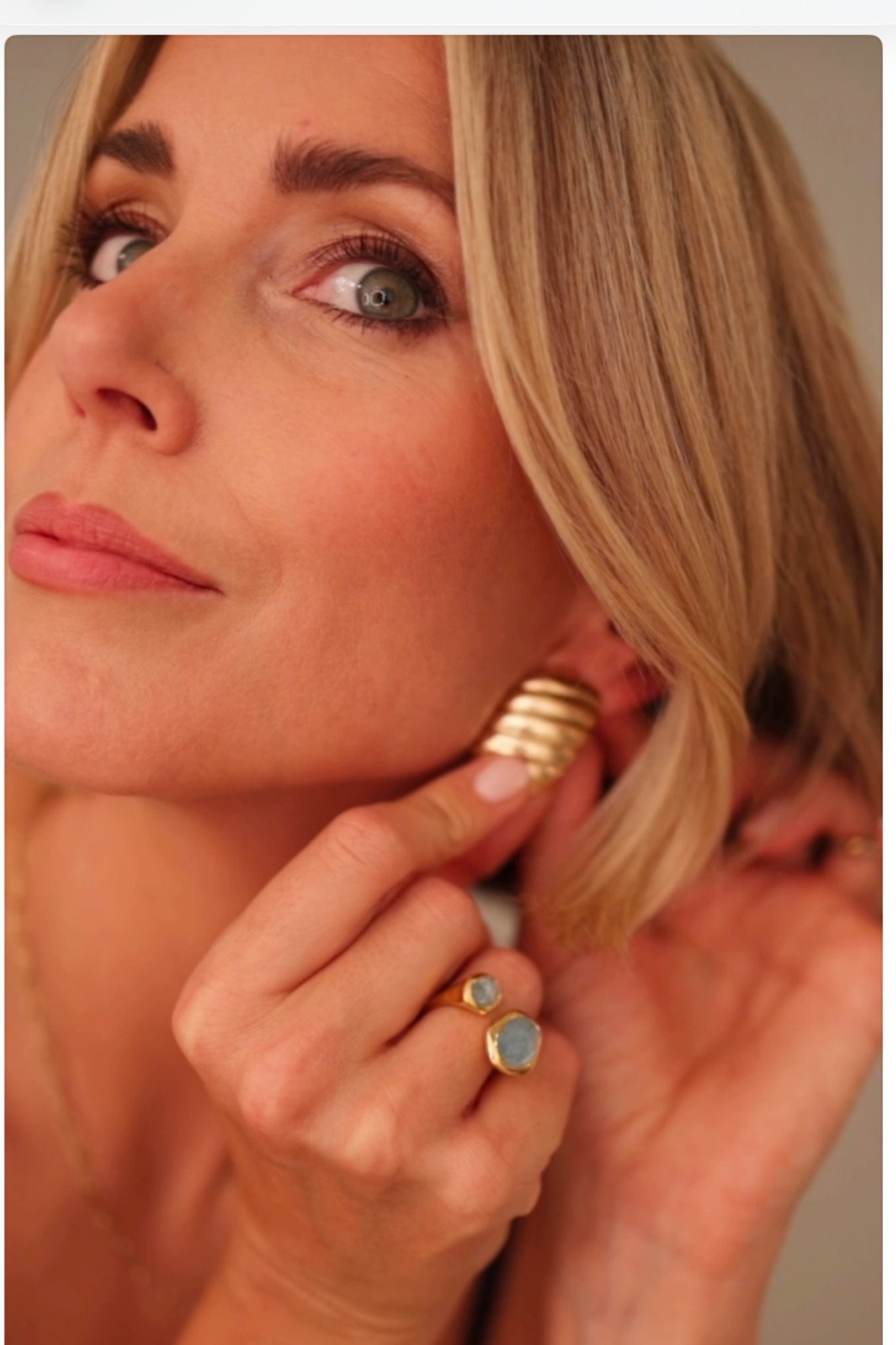 Quick glam makeup 
Glowy makeup
Armani luminous silk 5.5
Merit flush balm in Stockholm
Anastasia brow in brown
Nars eyeshadow quad in Mojave
Laura Mercier lip crayon shade Ella 

#LTKeurope #LTKuk #LTKxBootsBeauty