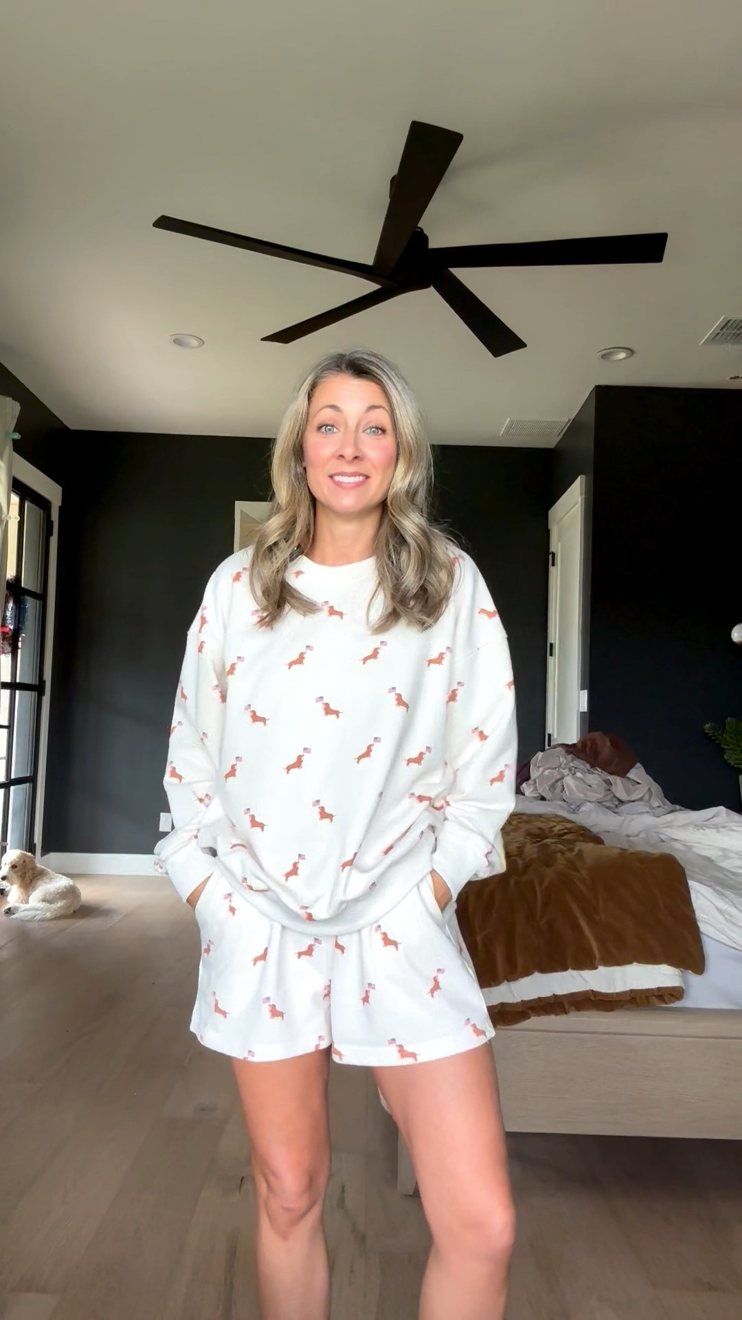 Ahhh weenie dogs and American flags 🇺🇸 I mean, it doesn’t get any better than that! Wearing a size small for both!

#LTKOver40 #LTKPetite #LTKootd