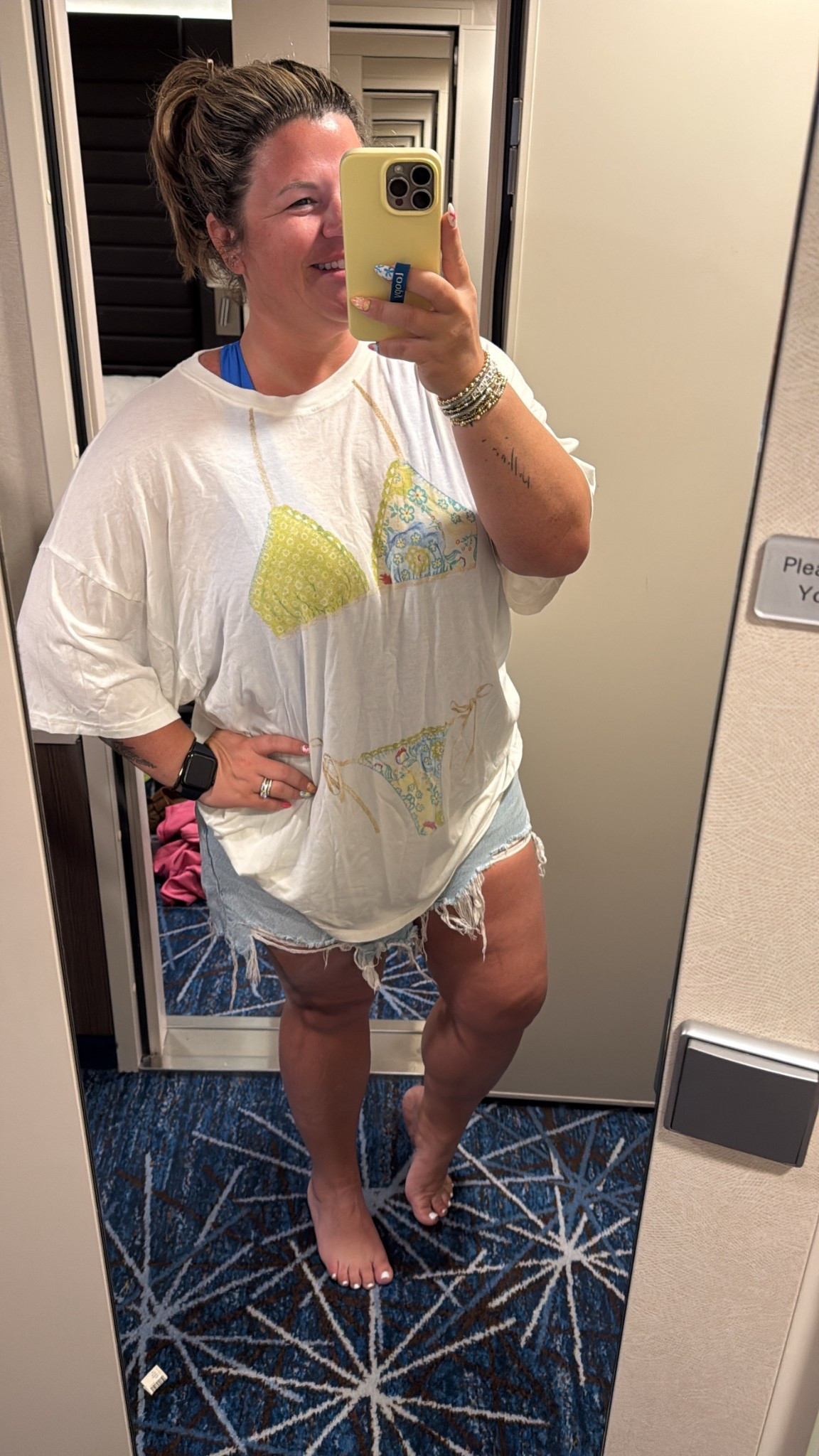 Aerie oversized tee makes for a great cover up 
Jeans tts but run loose 
Bathing suit tts 

#LTKMidsize #LTKSwim #LTKootd