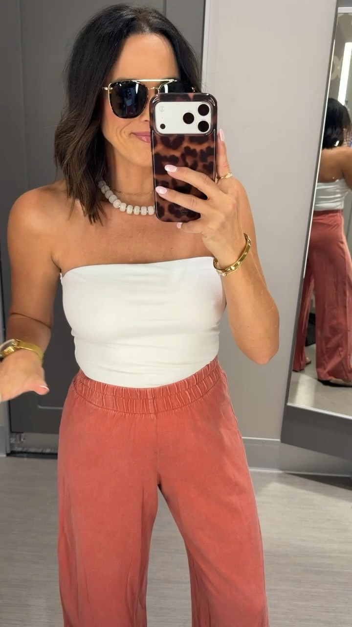 This is giving Free People for a fraction of the price 😍 I love the flowy pants and easy tube top combo. Such a cute outfit for vacation, brunch, or a summer dinner.

Size XS
5’3” for reference

#targetstyle #targetfinds #freepeoplelookforless #affordablefashion #summeroutfit #vacationstyle #widelegpants #targetfashion #ltkstyle #everydaystyle