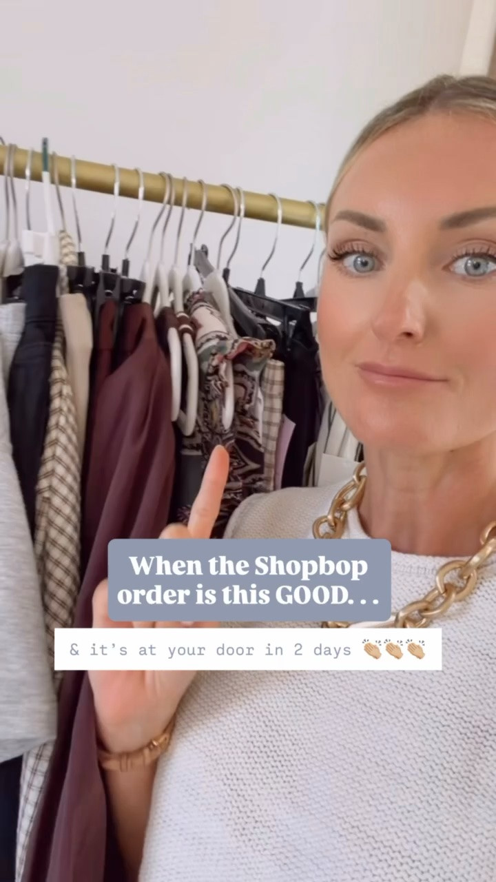 My @Shopbop order is so good, so I had to share! Loving these pieces for fall! 😍

Loverly Grey, Shopbop, pre fall looks, fall outfit, fall finds, fall dress, wide leg jeans

#LTKSeasonal