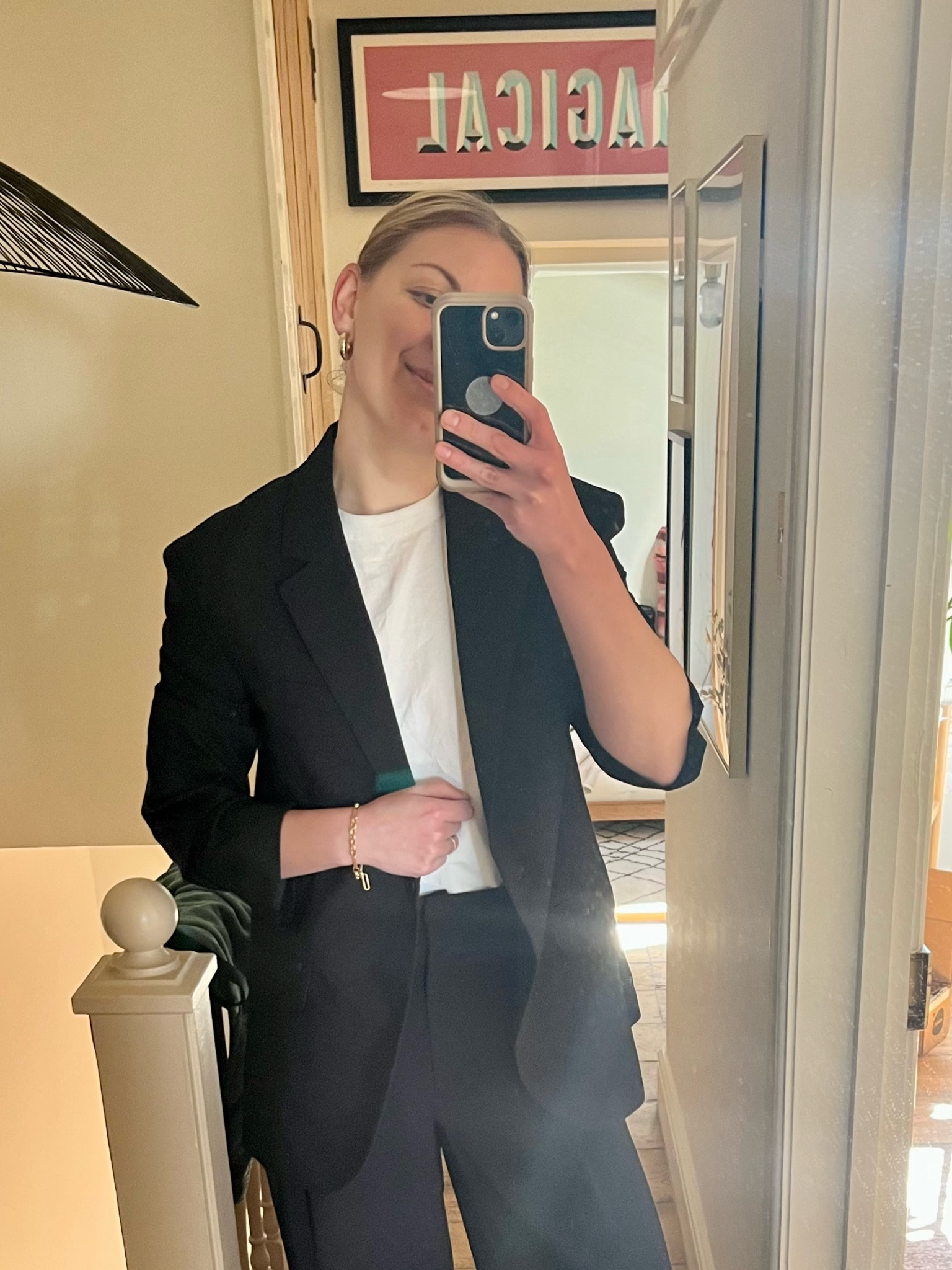 My favourite blazer for a capsule wardrobe 

#LTKFind #LTKunder50 #LTKeurope